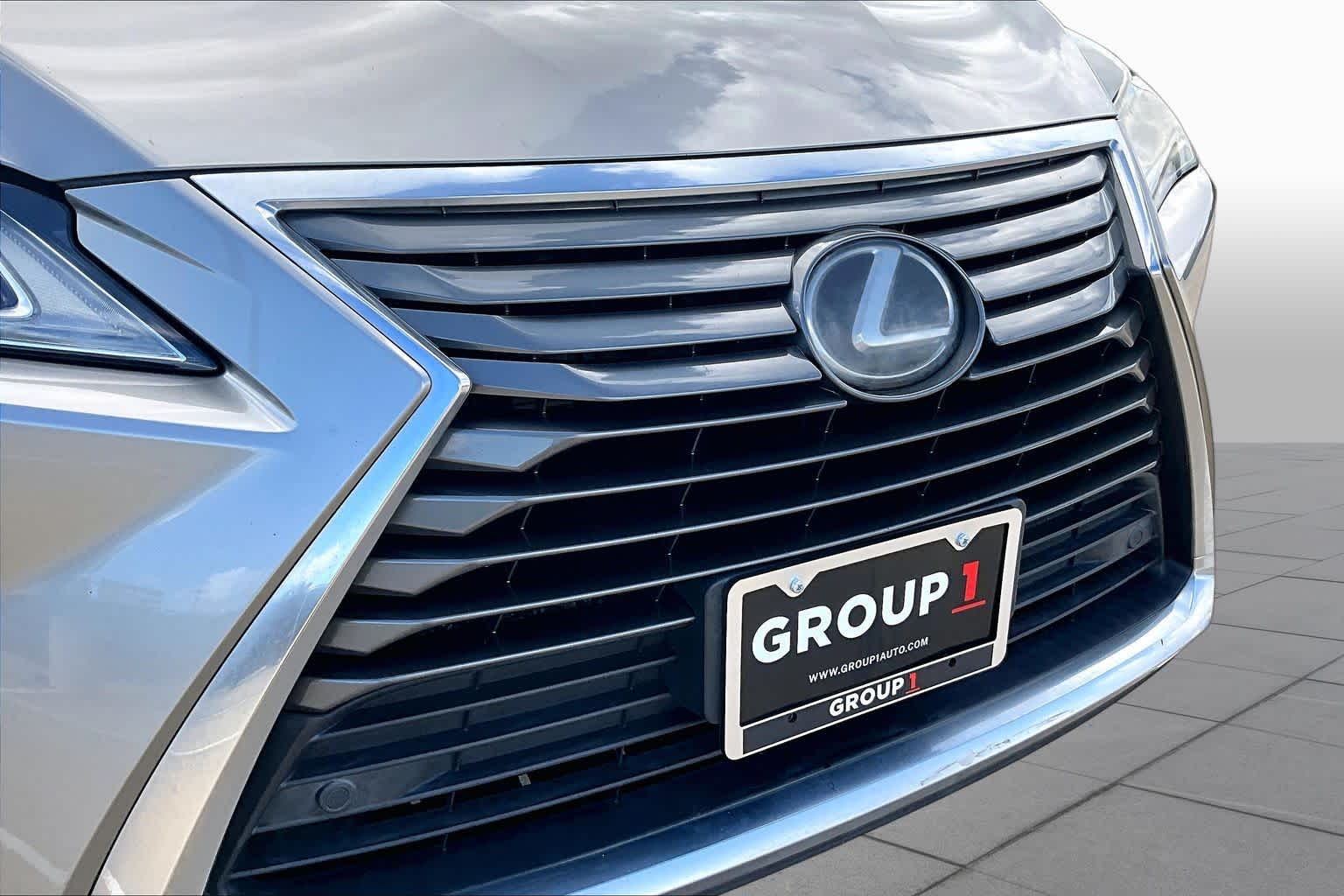 2018 Lexus RX 350 photo 30 of 37