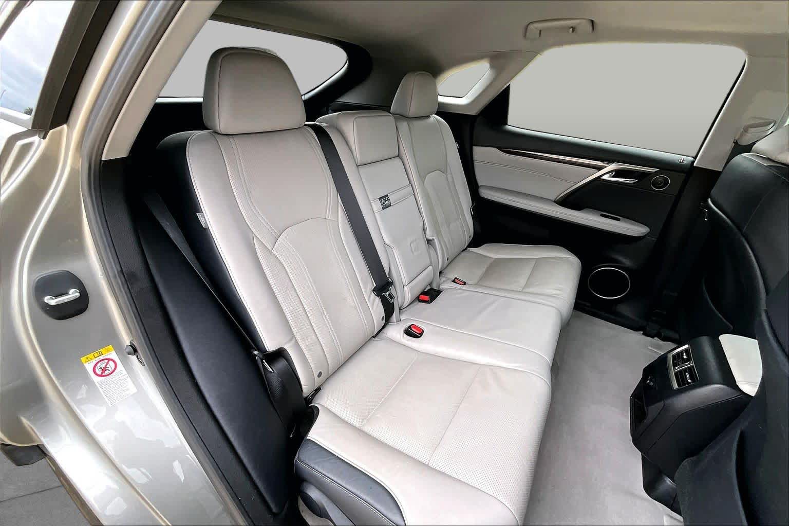 2019 Lexus RX 350 photo 19 of 34