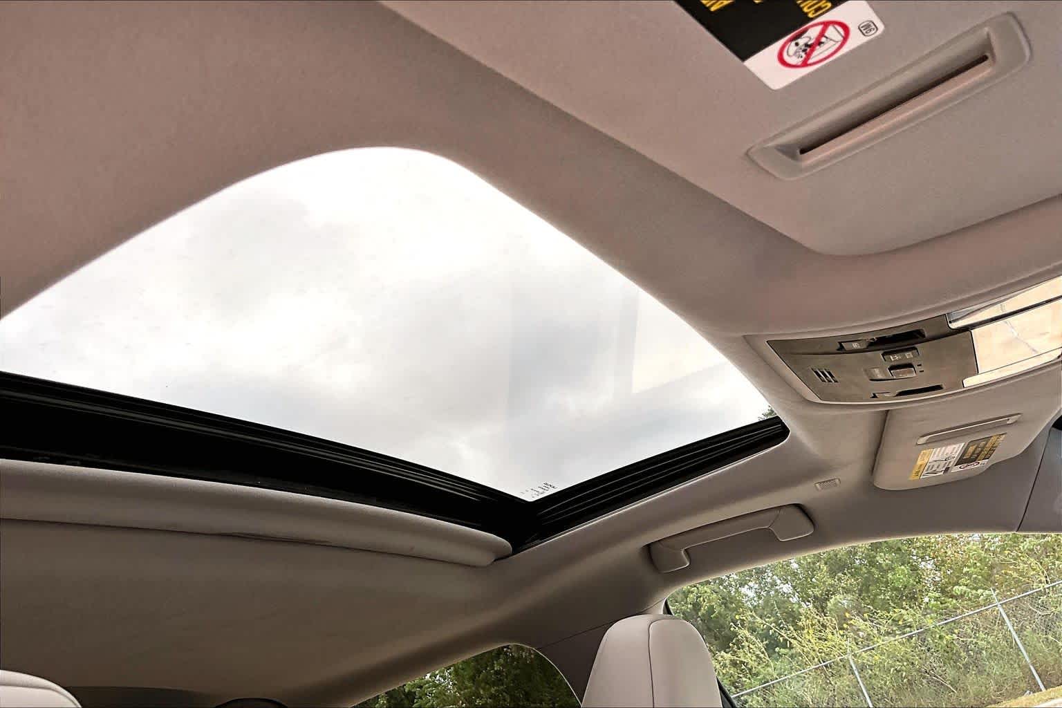 2019 Lexus RX 350 photo 13 of 34