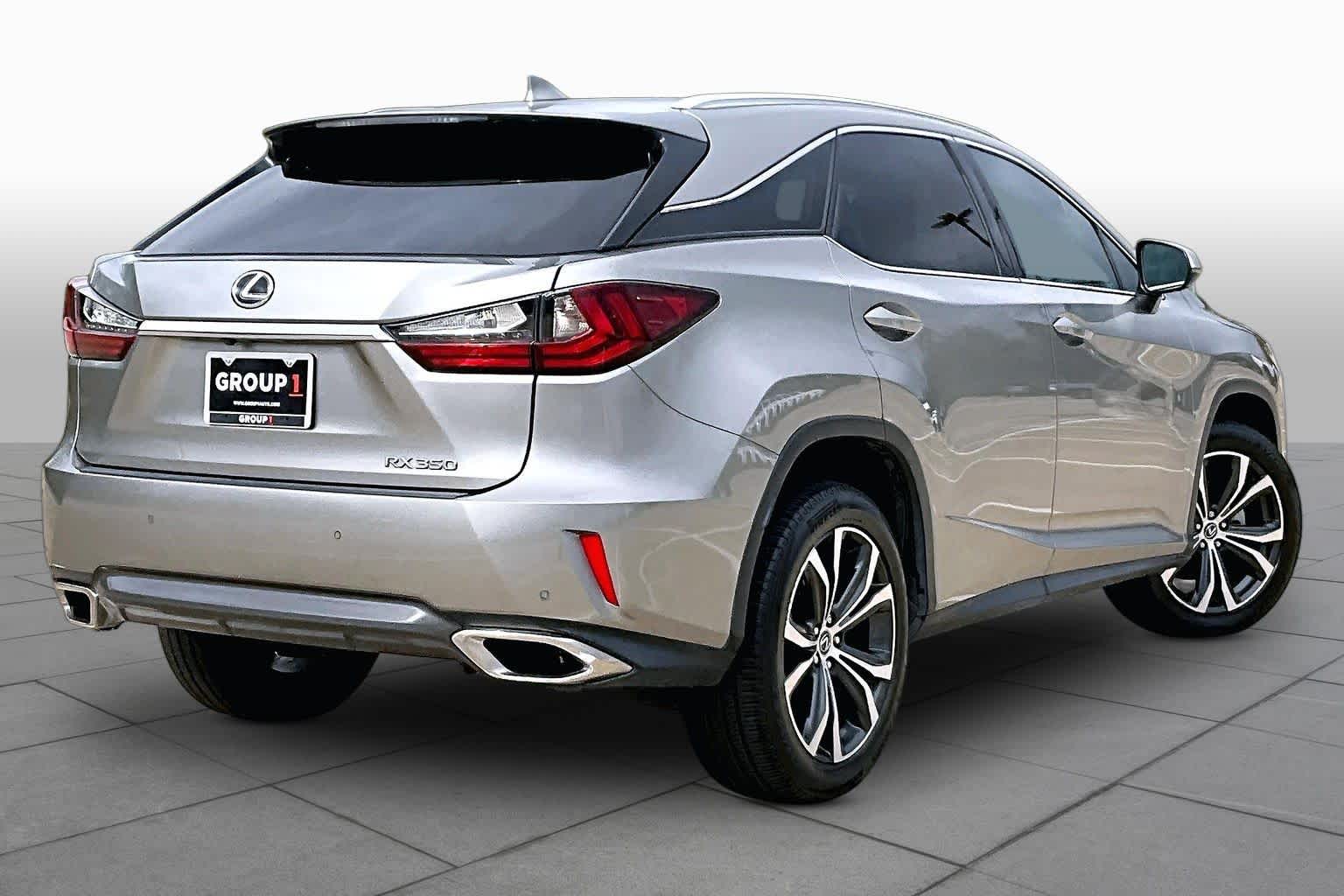 2019 Lexus RX 350 photo 12 of 34