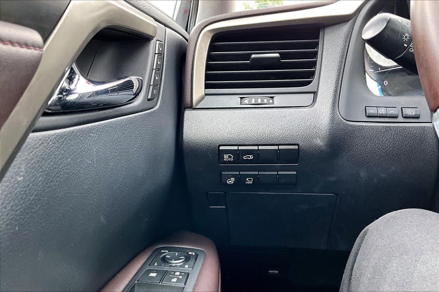 2019 Lexus RX 350 photo 36 of 37