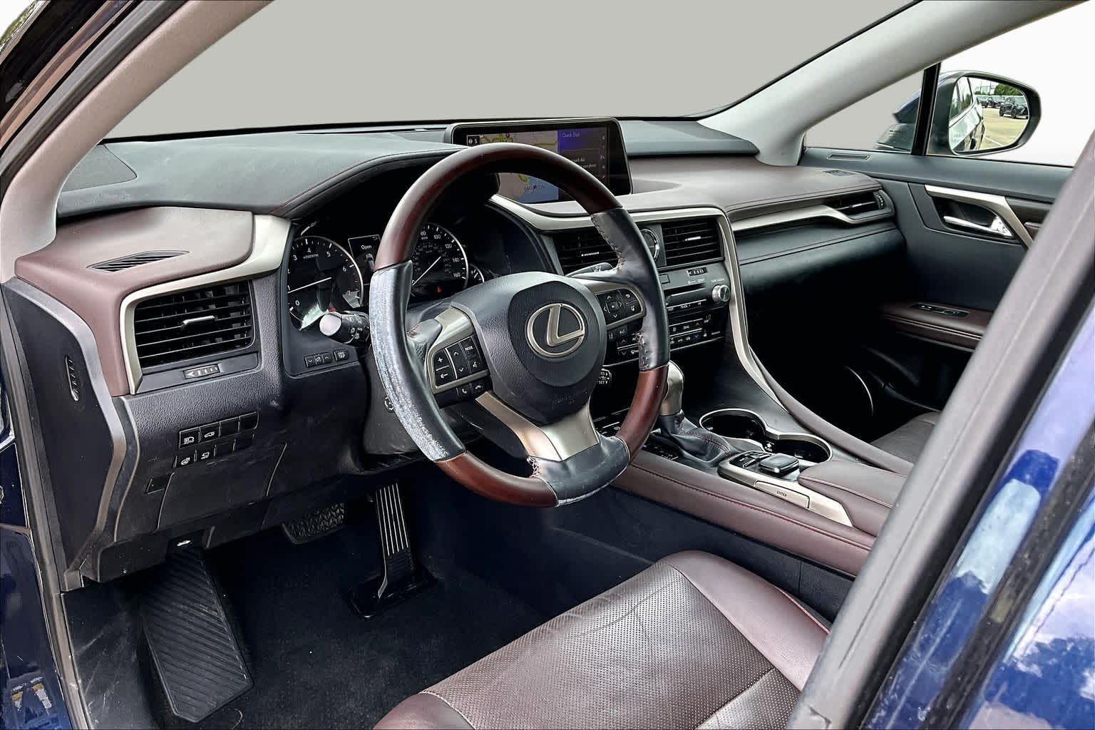 2019 Lexus RX 350 photo 18 of 37