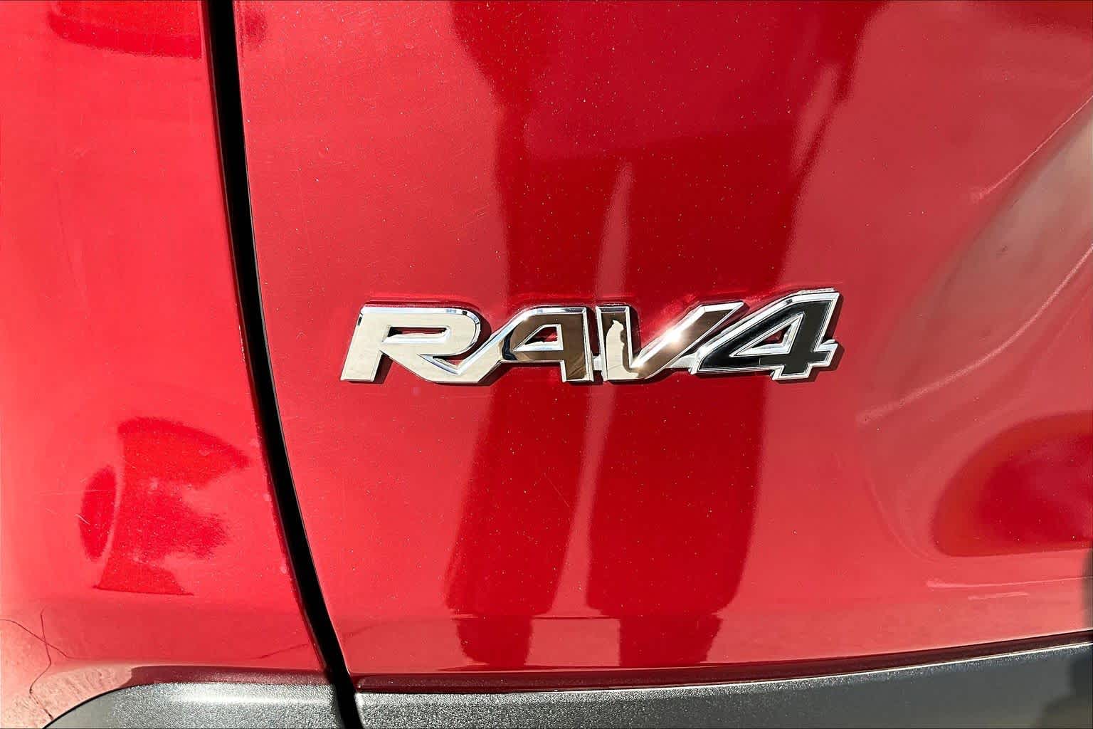 2021 Toyota RAV4 XLE Premium Ruby Flare Pearl at HGreg Houston