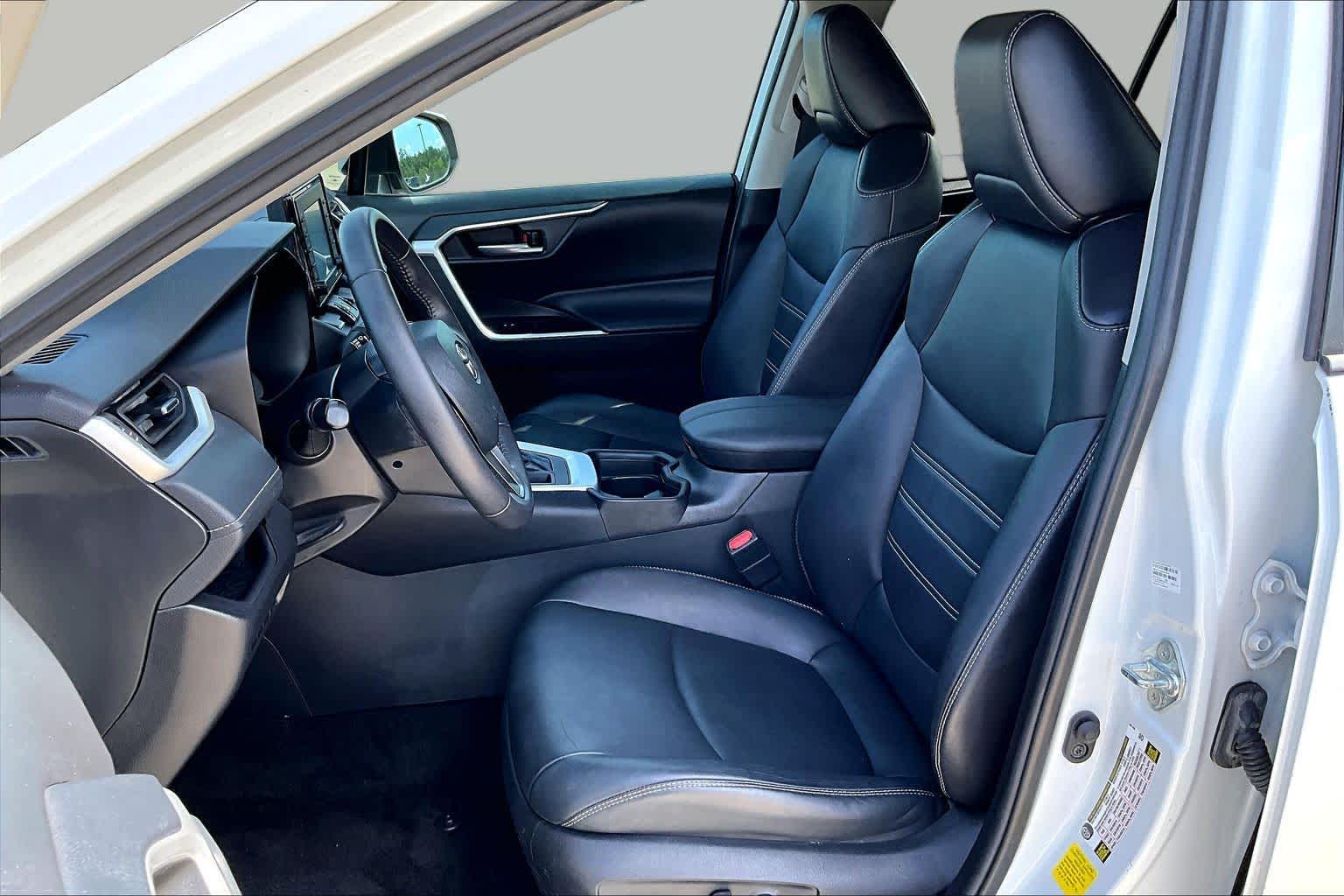 2021 Toyota RAV4 XLE Premium Blizzard Pearl at Lexus Southwest Houston