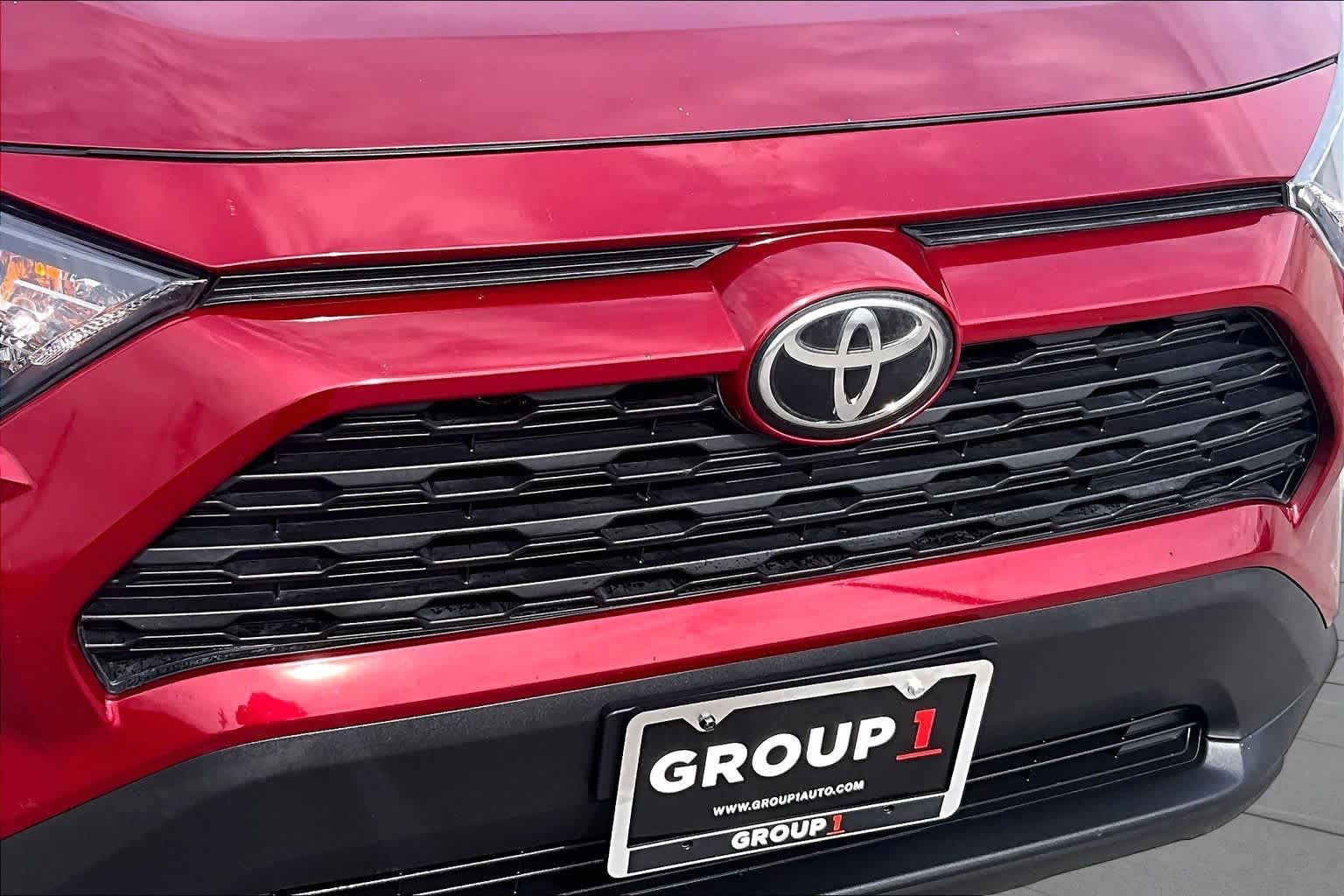 2022 Toyota RAV4 LE Ruby Flare Pearl at Sterling McCall Nissan