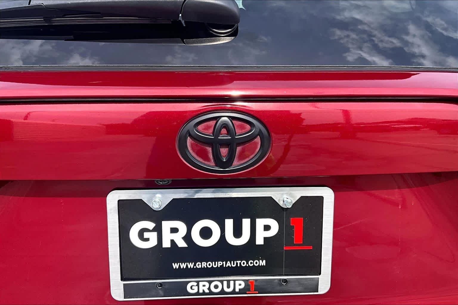 2022 Toyota RAV4 LE Ruby Flare Pearl at Sterling McCall Nissan
