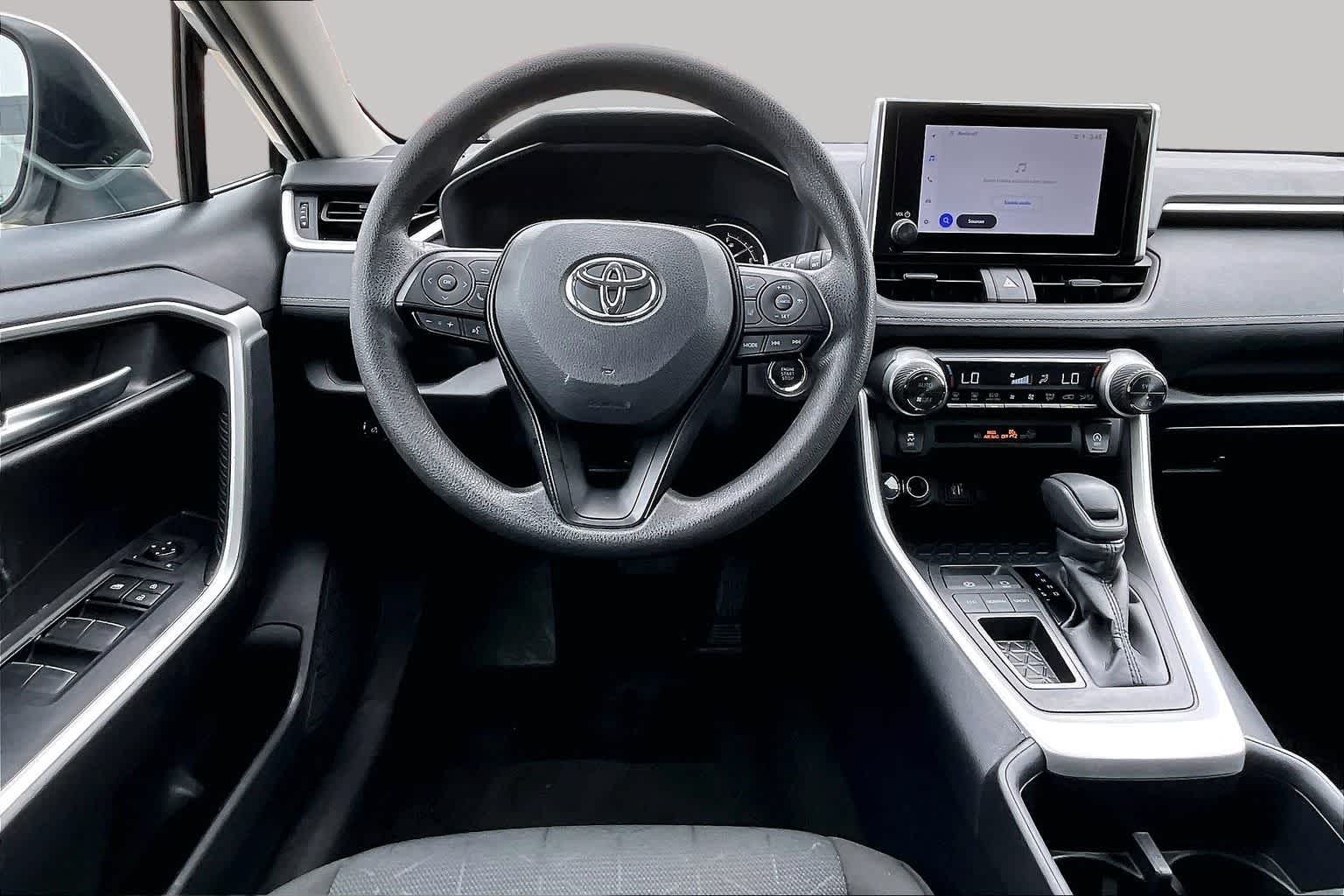 2025 Toyota RAV4 XLE - 5