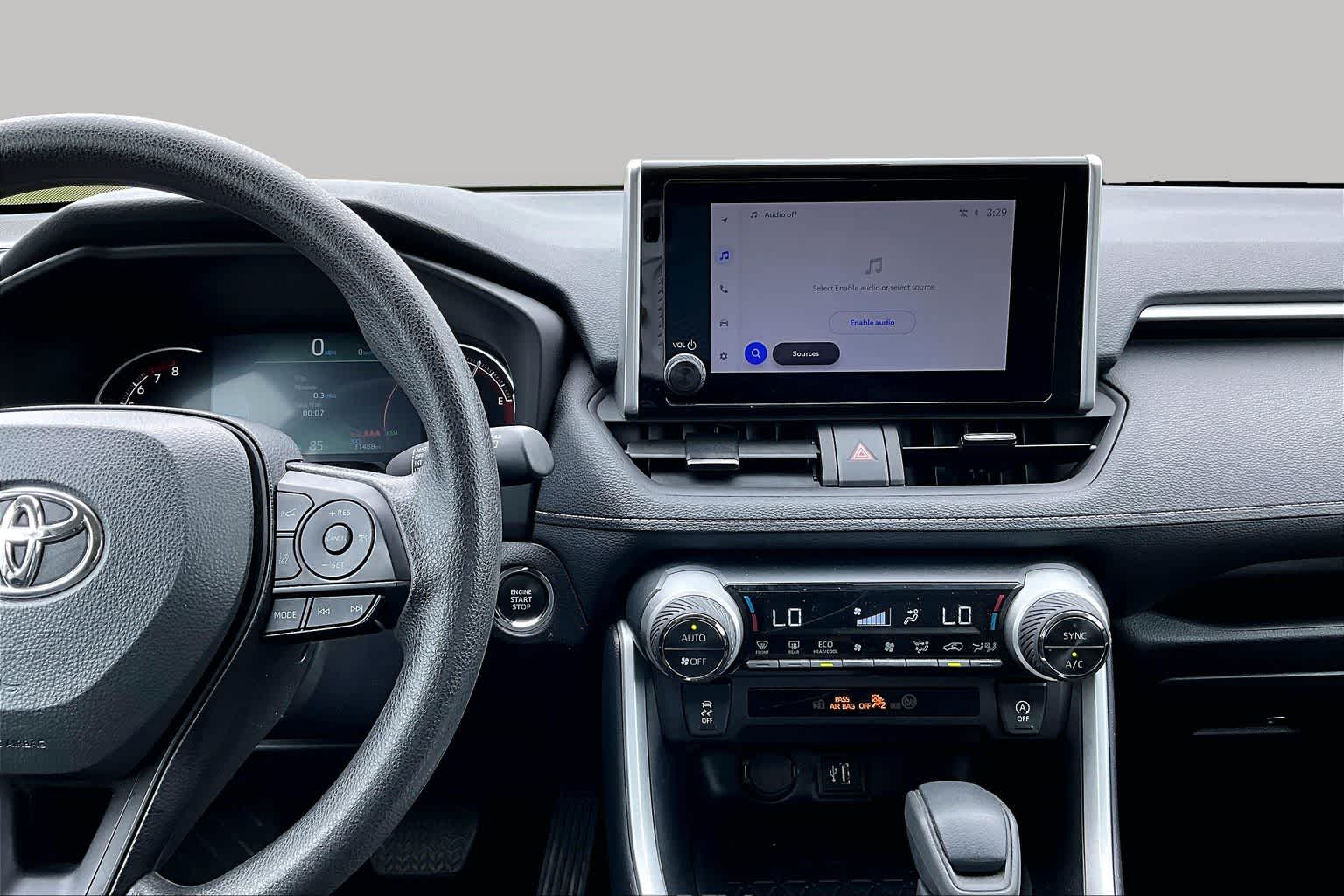 2025 Toyota RAV4 XLE - 6