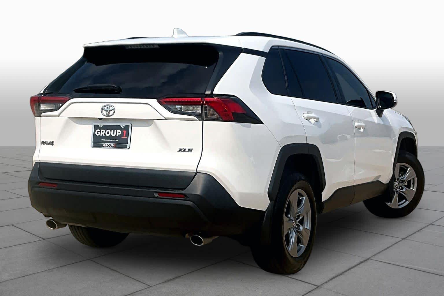 2022 Toyota RAV4 XLE White at AutoNation USA Houston