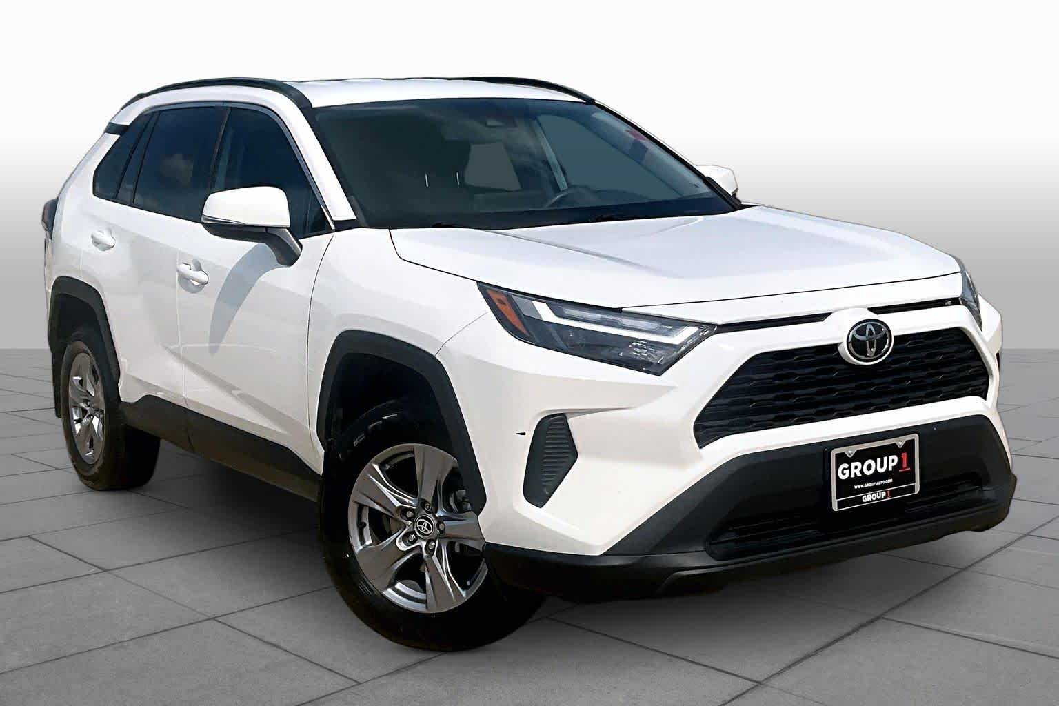 2022 Toyota RAV4 XLE White at AutoNation USA Houston