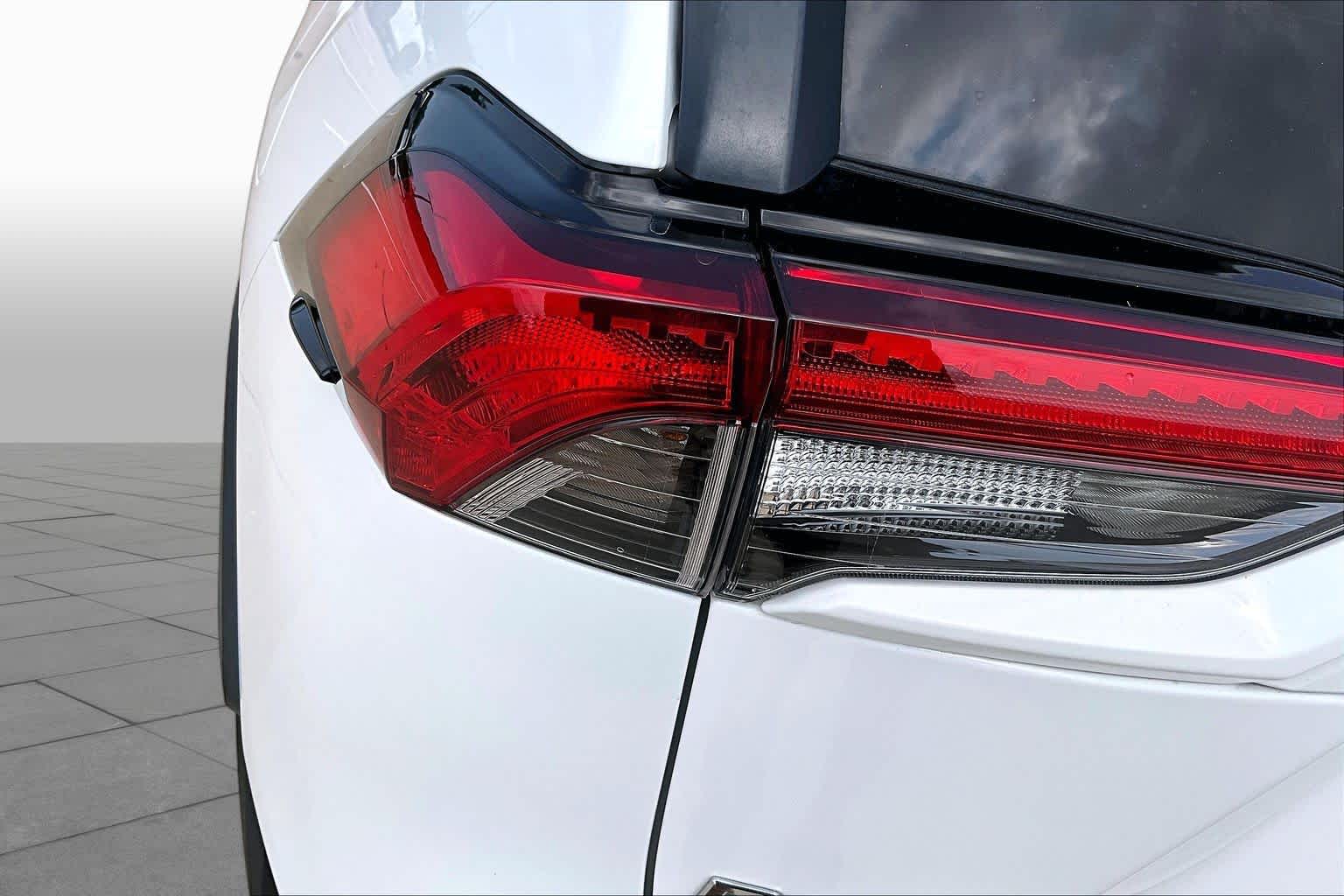 2022 Toyota RAV4 XLE White at AutoNation USA Houston
