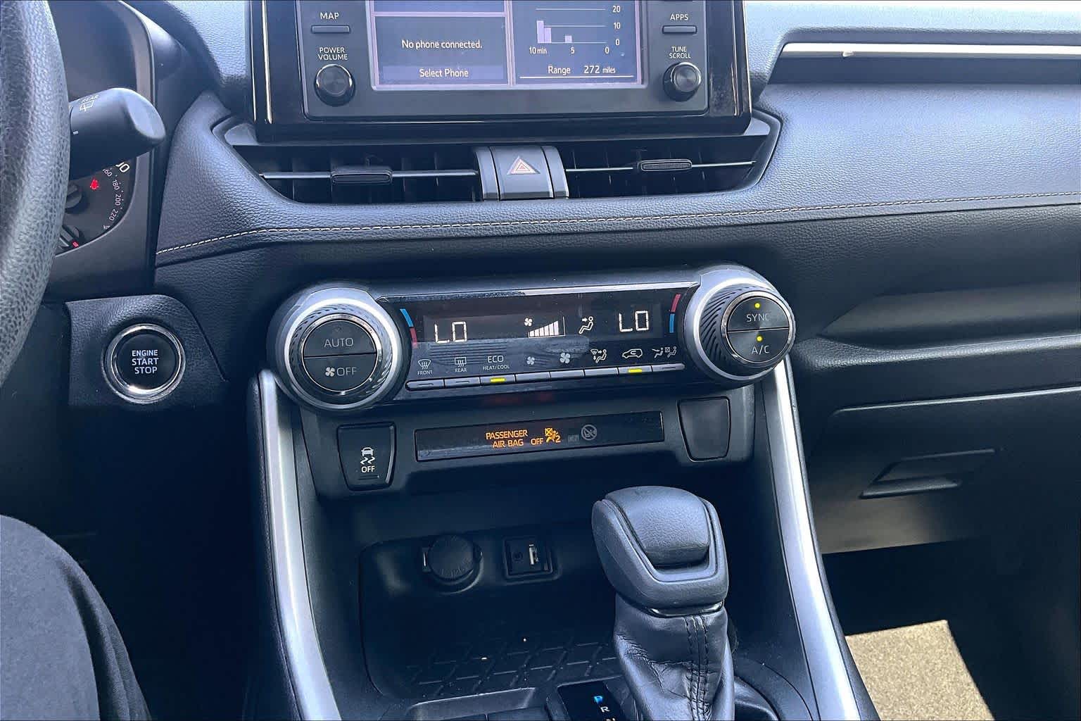 2019 Toyota RAV4 photo 34 of 37