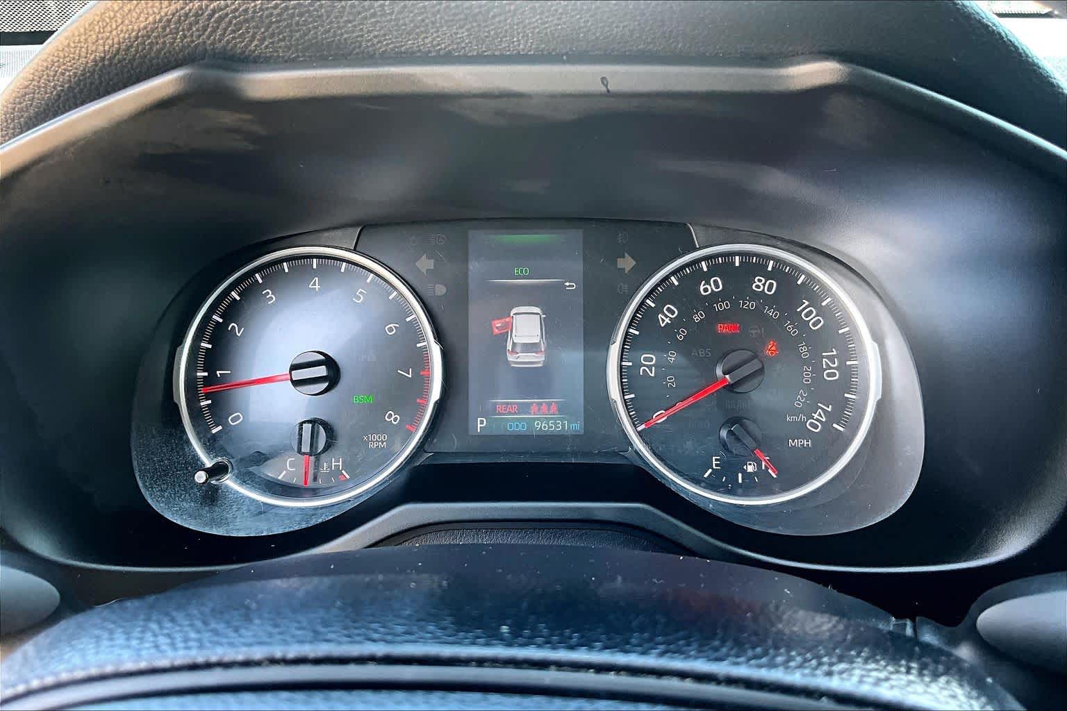 2019 Toyota RAV4 photo 26 of 37