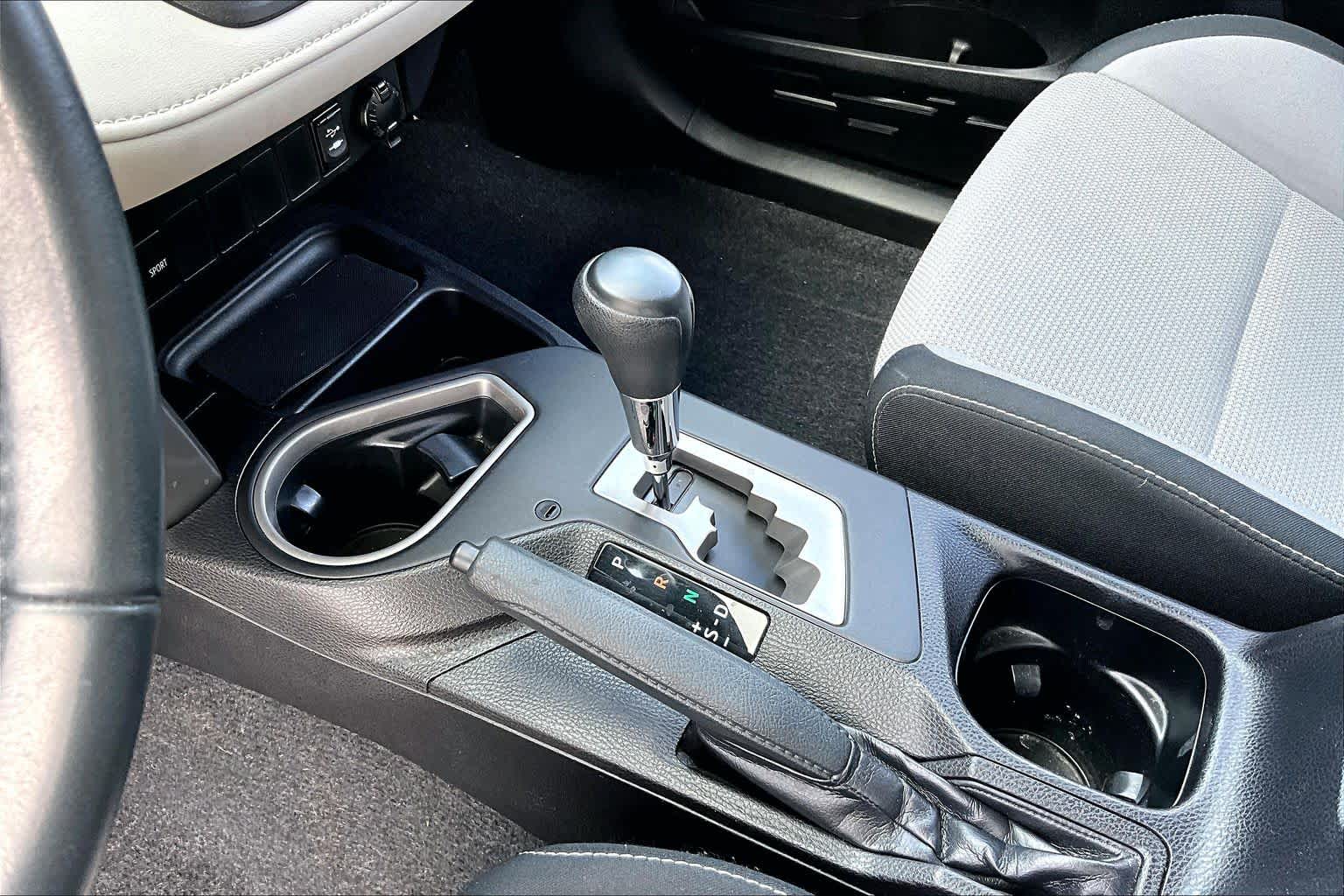 2016 Toyota RAV4 XLE Silver Sky Metallic at AutoNation USA Houston