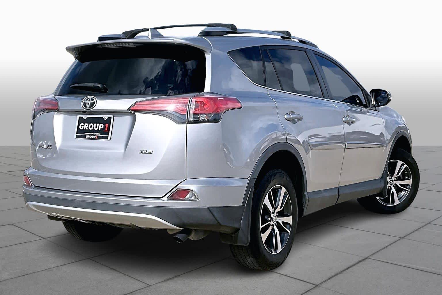2016 Toyota RAV4 XLE Silver Sky Metallic at AutoNation USA Houston