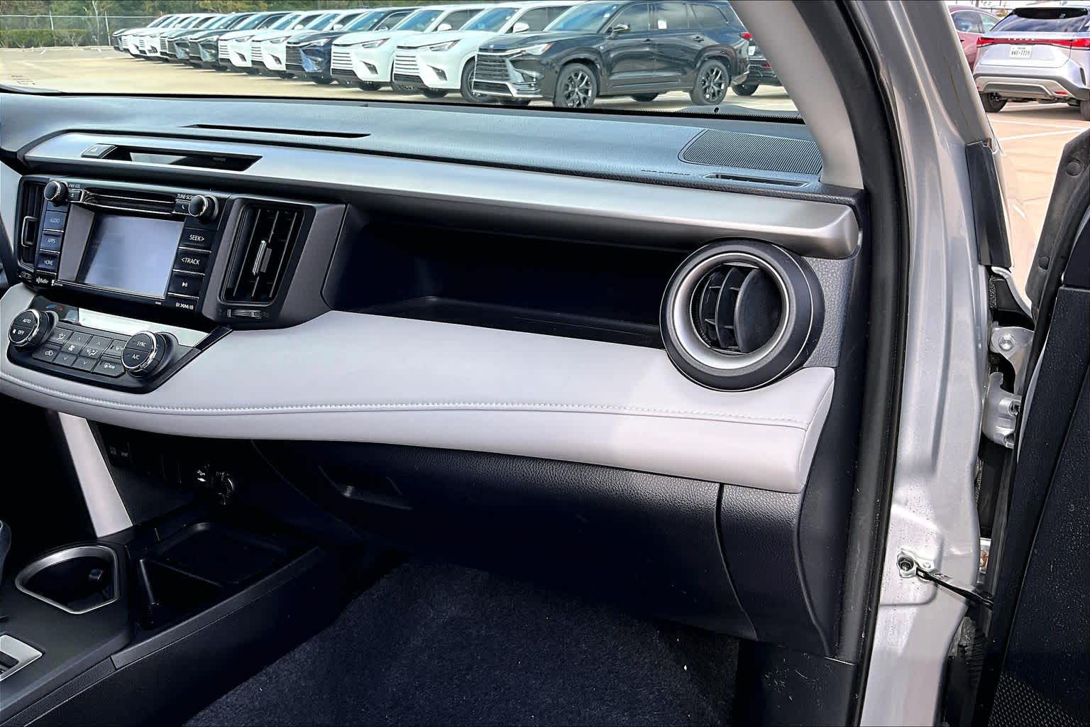 2016 Toyota RAV4 XLE Silver Sky Metallic at AutoNation USA Houston