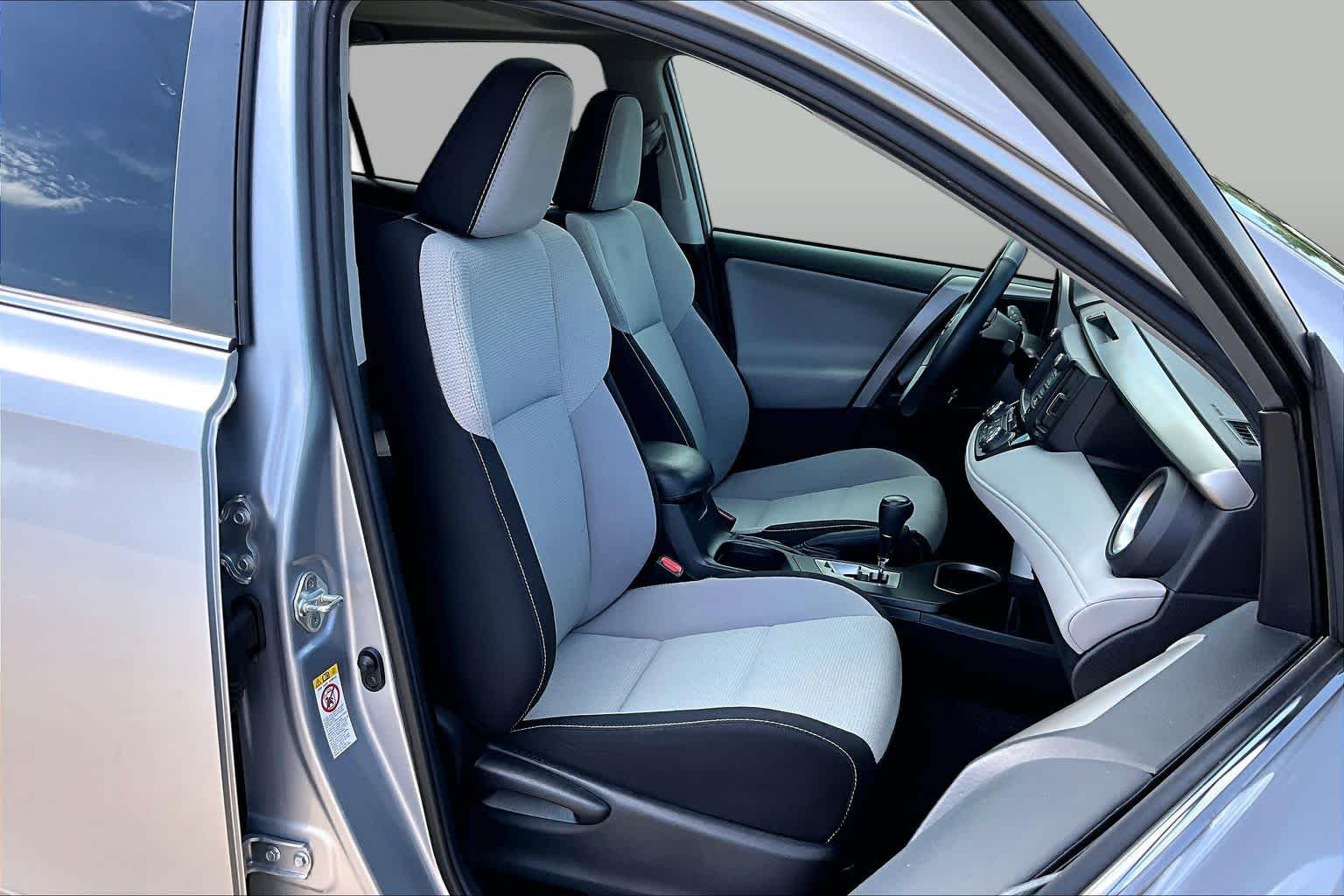 2018 Toyota RAV4 XLE Silver Sky Metallic at Group 1 Toyota Southwest