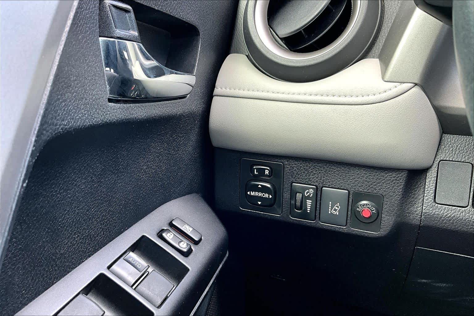 2018 Toyota RAV4 XLE Silver Sky Metallic at Group 1 Toyota Southwest