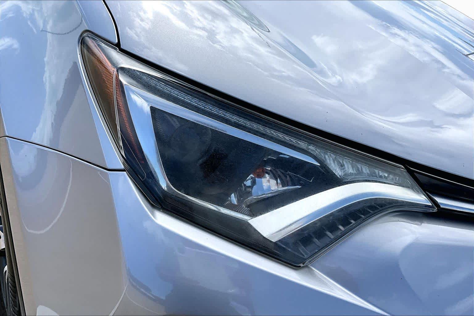 2018 Toyota RAV4 XLE Silver Sky Metallic at Group 1 Toyota Southwest