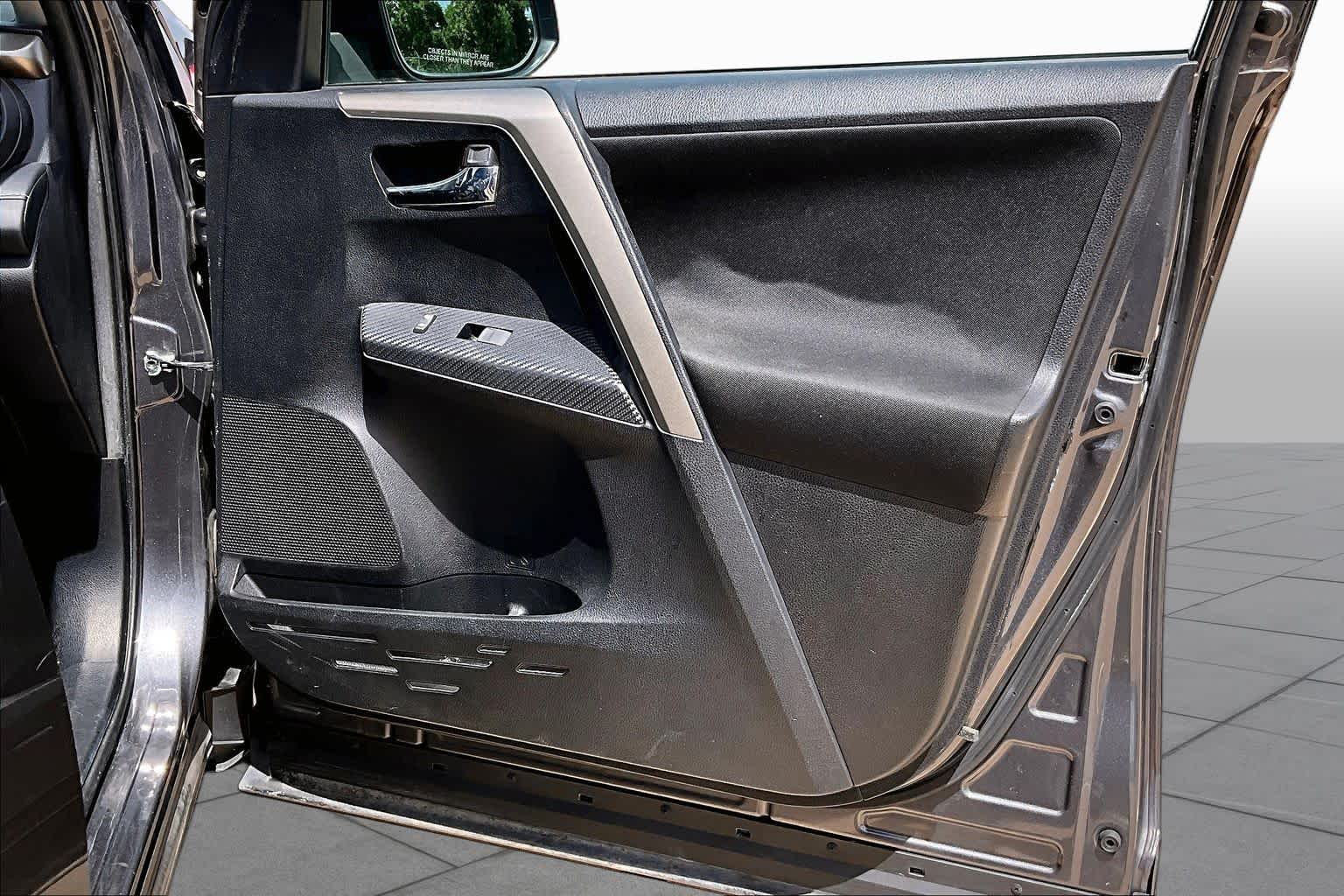 2015 Toyota RAV4 XLE Magnetic Gray Metallic at Group 1 Toyota Southwest