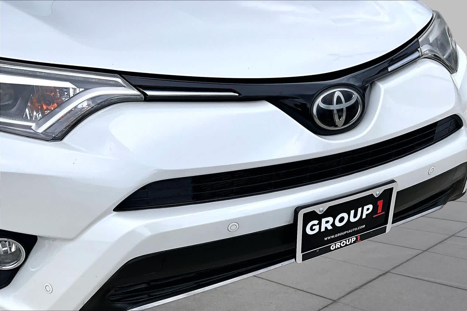 2017 Toyota RAV4 Limited Blizzard Pearl at AutoNation USA Houston