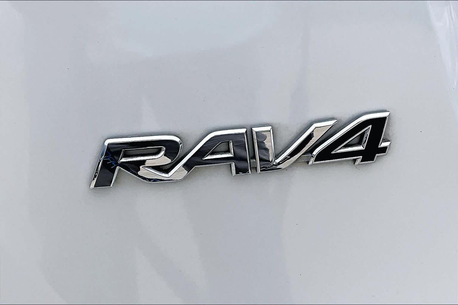 2017 Toyota RAV4 Limited Blizzard Pearl at AutoNation USA Houston