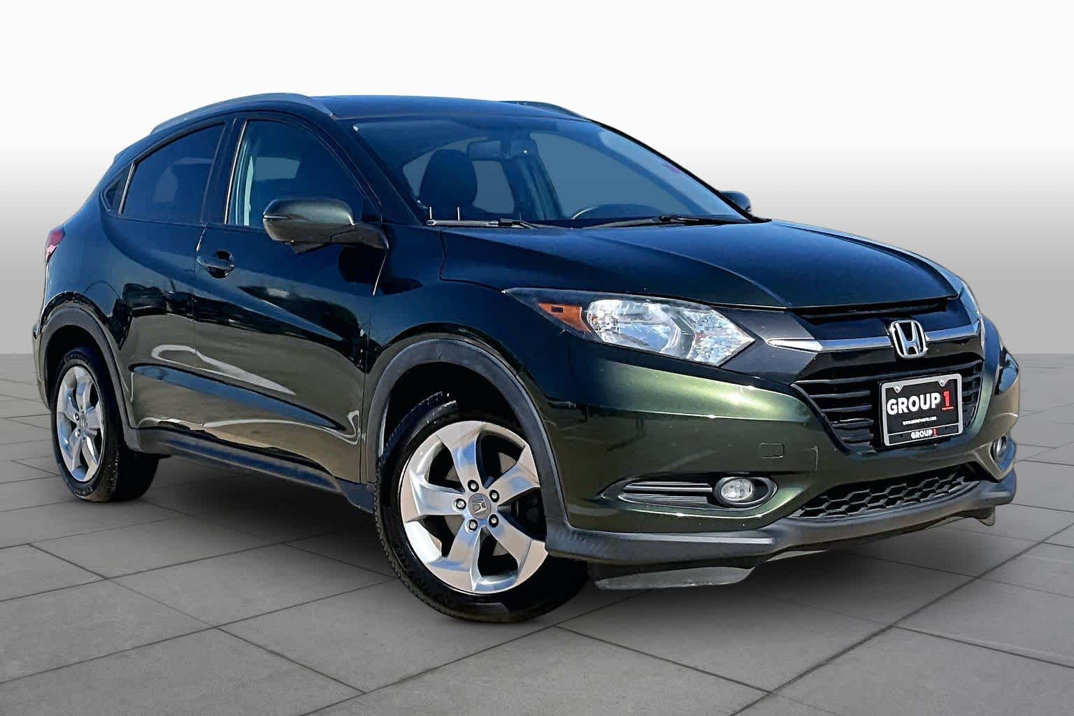 2016 Honda HR-V photo 3 of 37