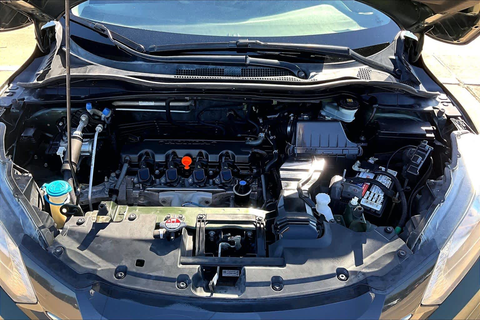 2016 Honda HR-V photo 32 of 37