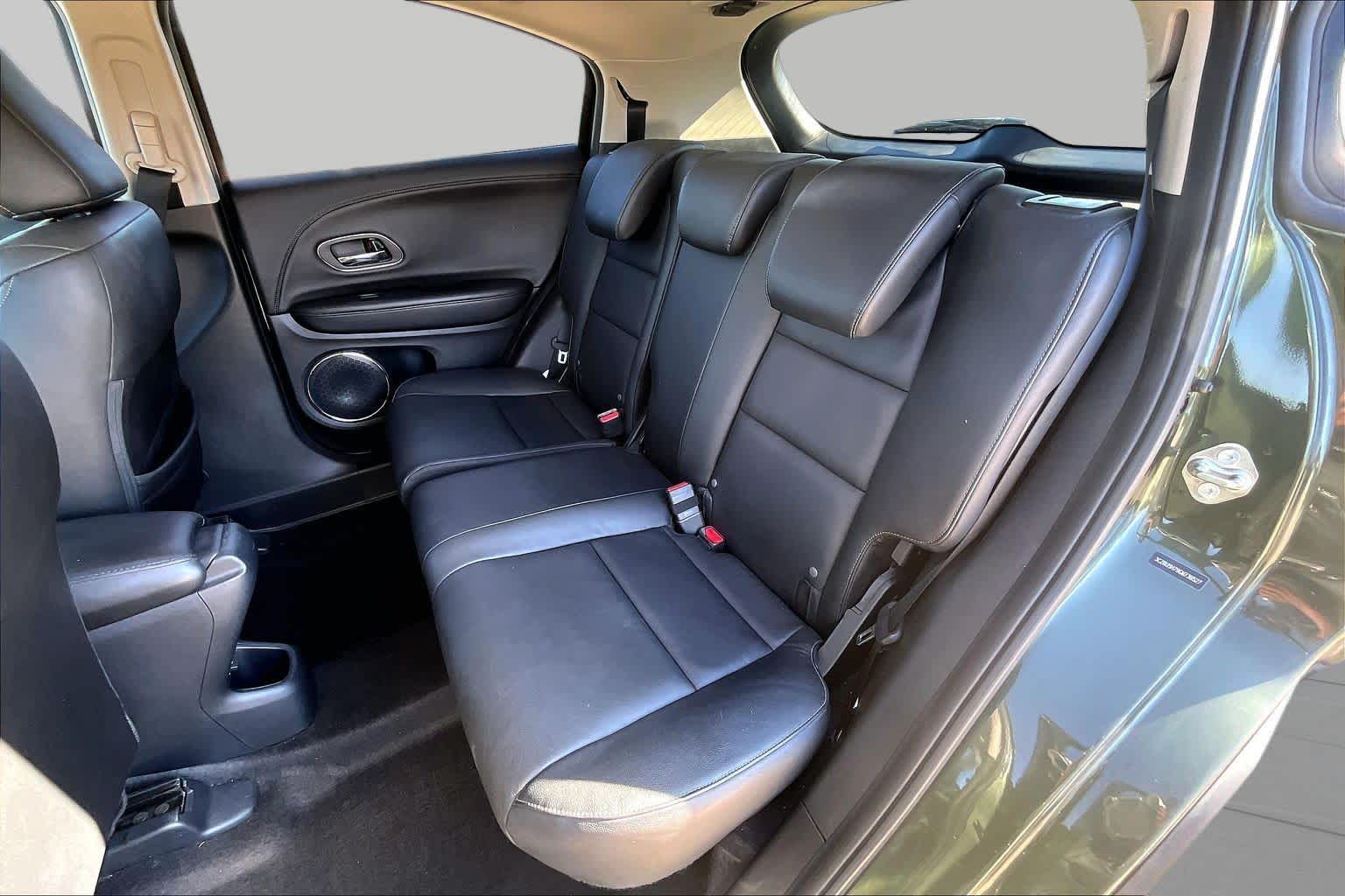 2016 Honda HR-V photo 21 of 37