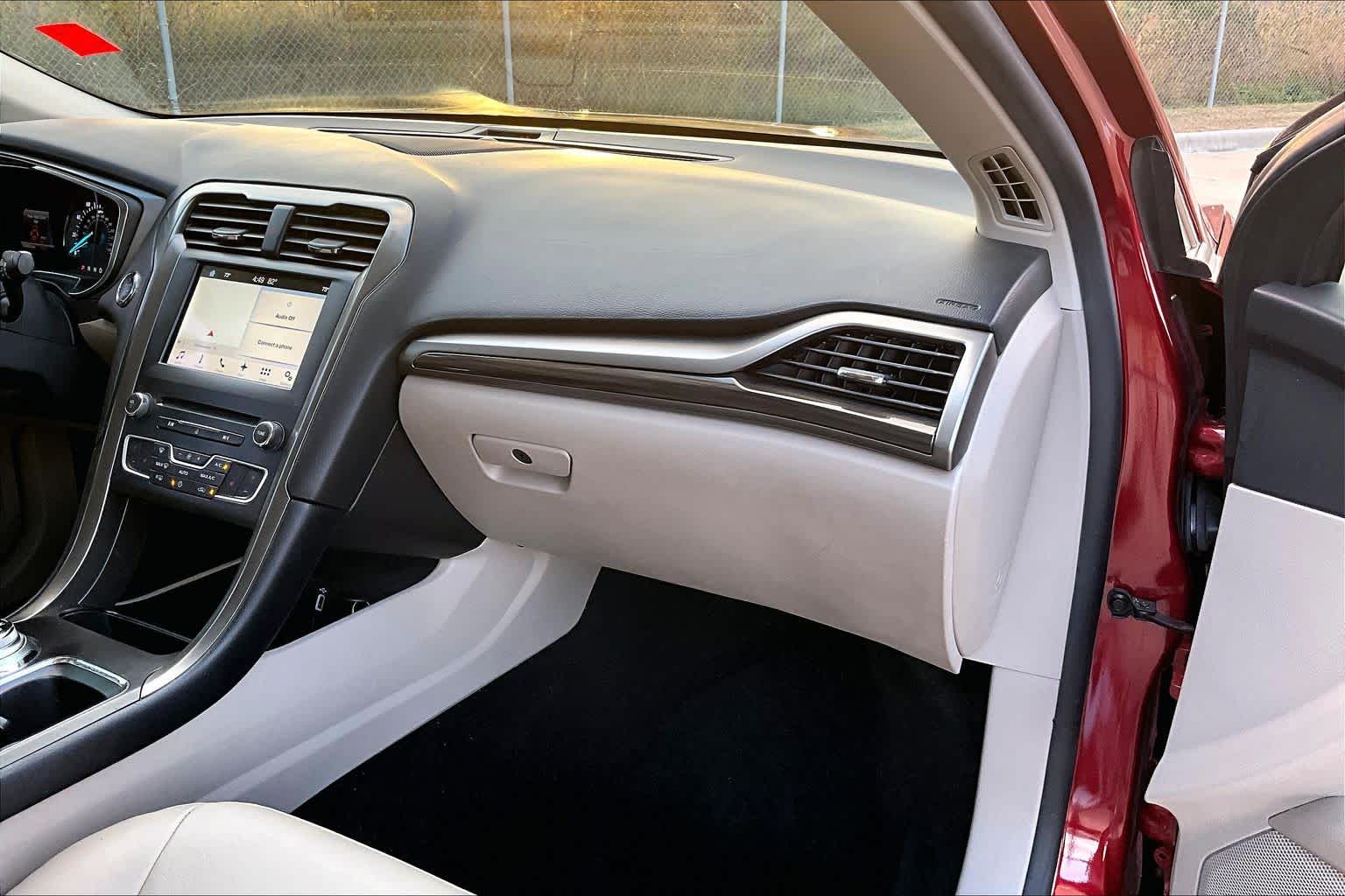 2017 Ford Fusion SE Ruby Red Metallic Tinted Clearcoat at HGreg Houston