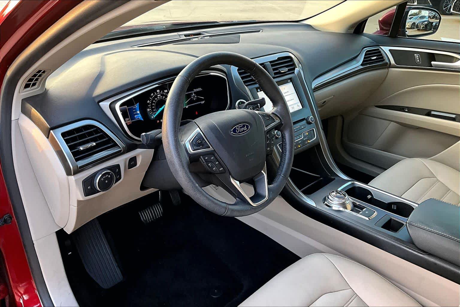 2017 Ford Fusion SE Ruby Red Metallic Tinted Clearcoat at HGreg Houston