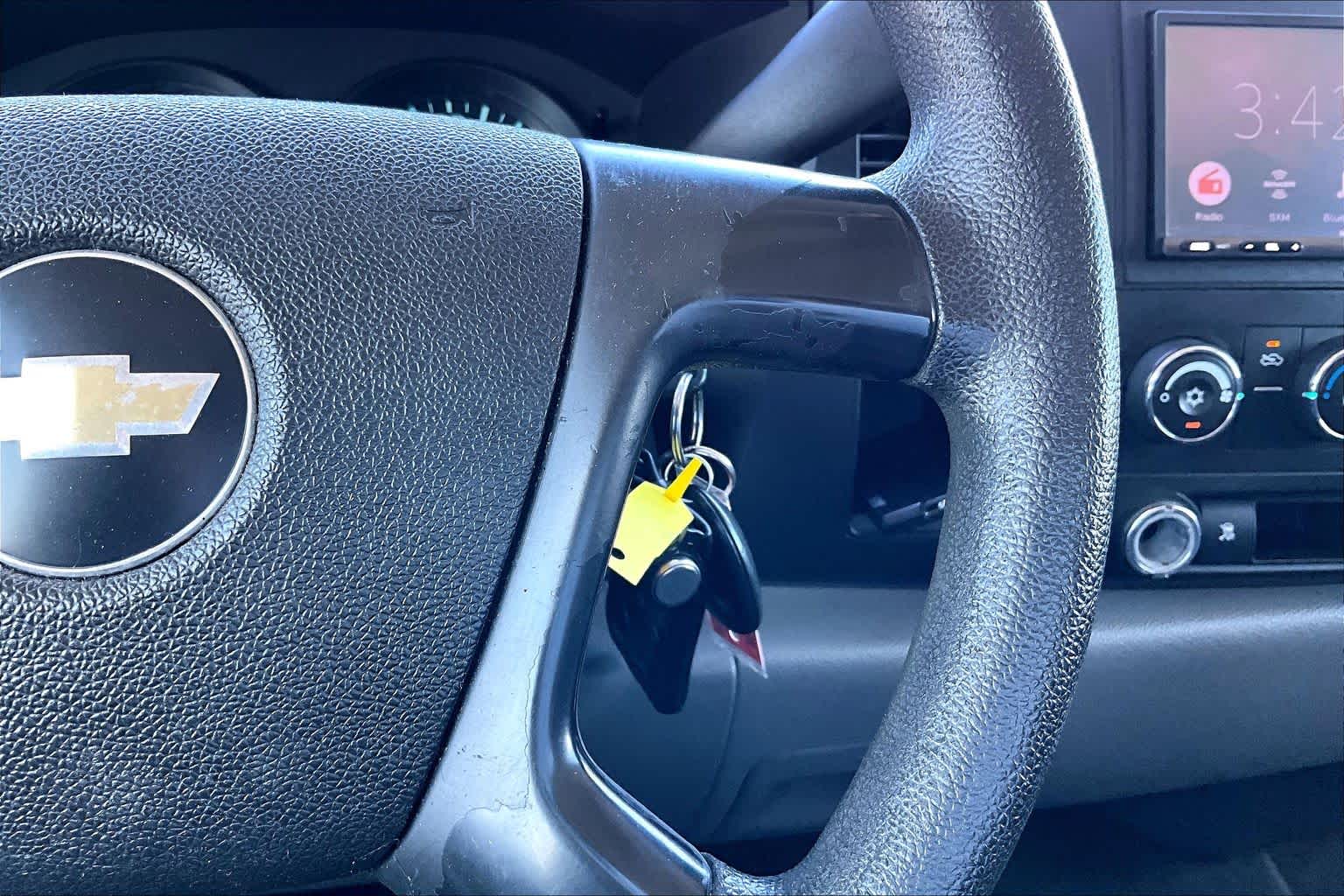 2010 Chevrolet Silverado 1500 photo 21 of 32