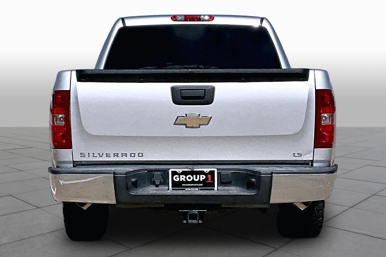 2010 Chevrolet Silverado 1500 photo 4 of 32