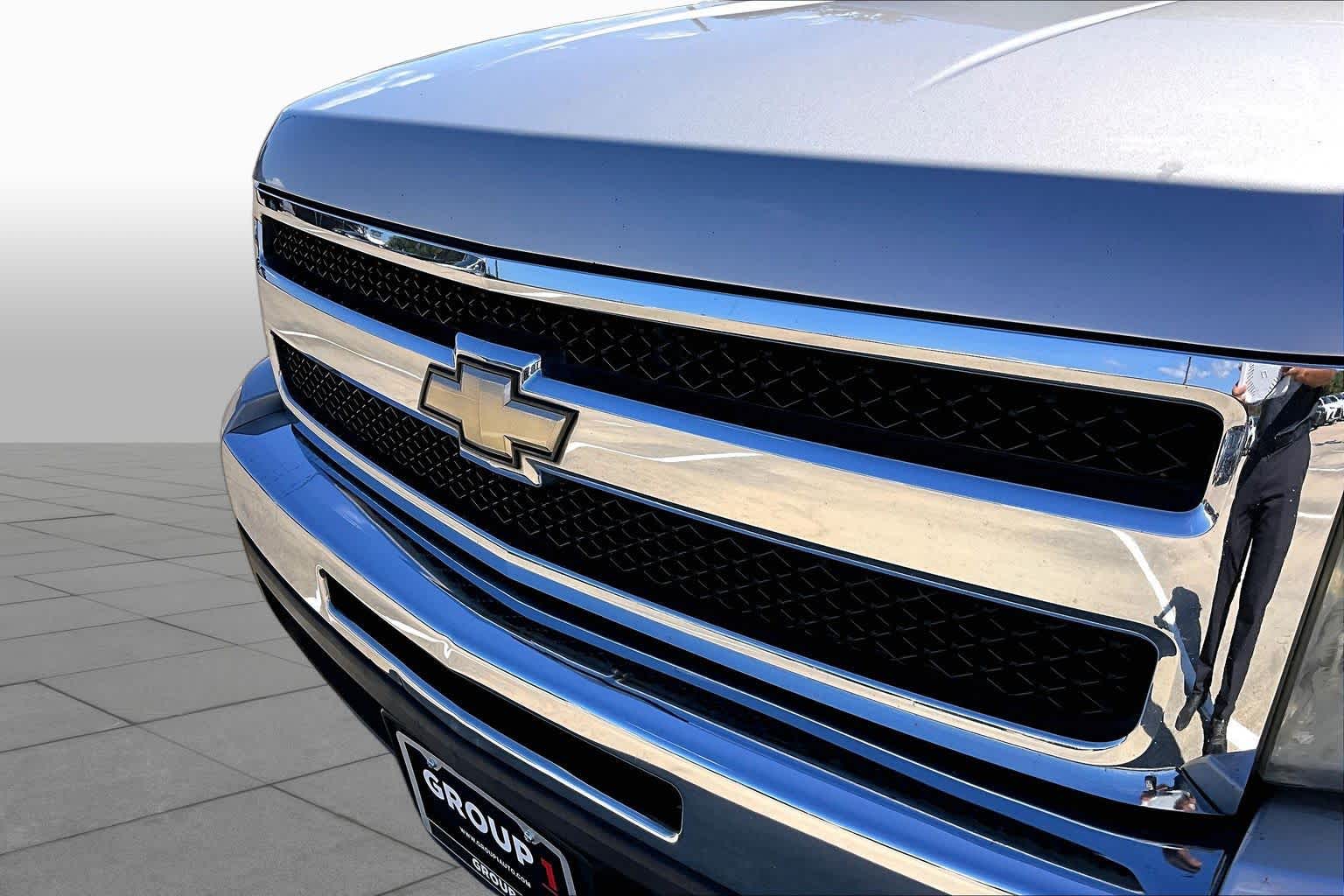 2010 Chevrolet Silverado 1500 photo 25 of 32