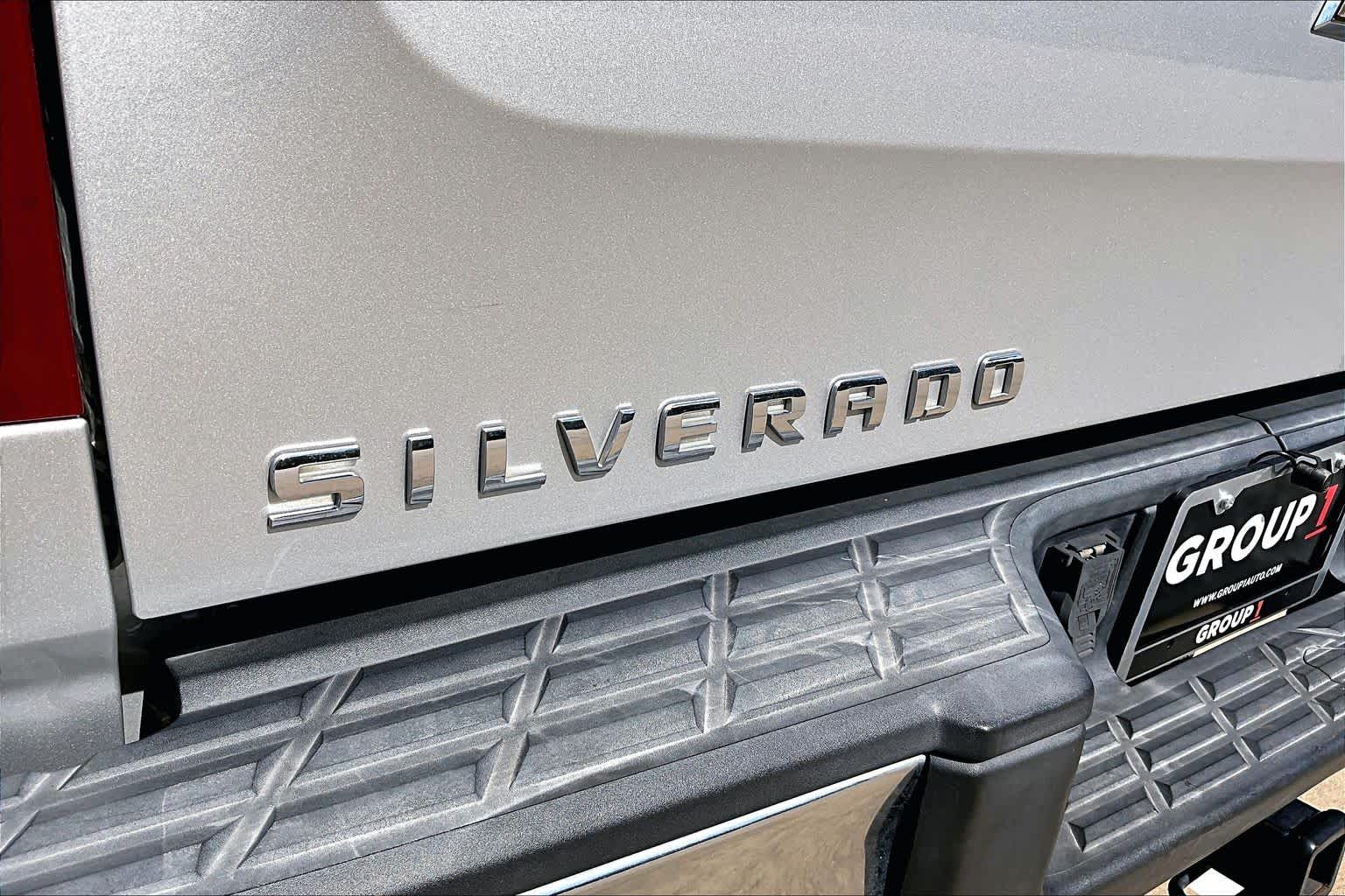2010 Chevrolet Silverado 1500 photo 26 of 32