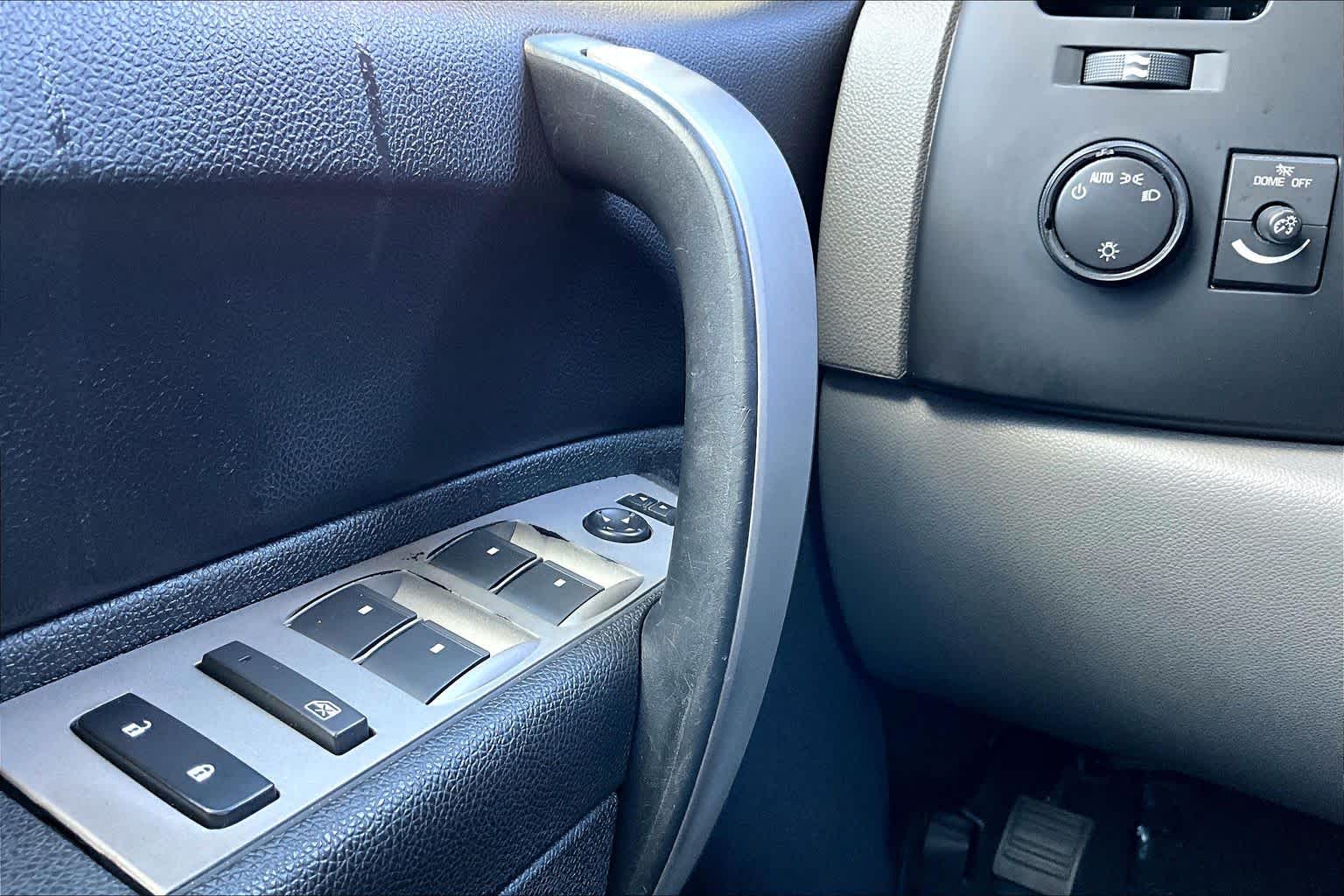 2010 Chevrolet Silverado 1500 photo 31 of 32