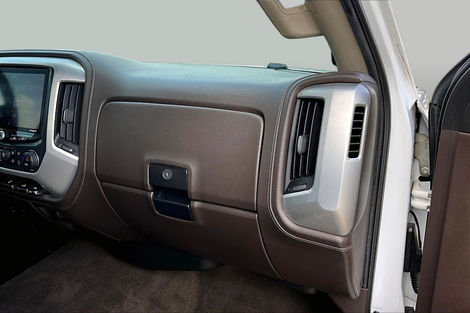 2016 GMC Sierra 1500 SLE White Frost Tricoat at AutoNation USA Katy
