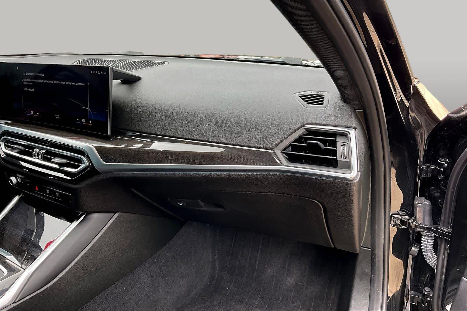 2024 BMW M340i photo 18 of 36