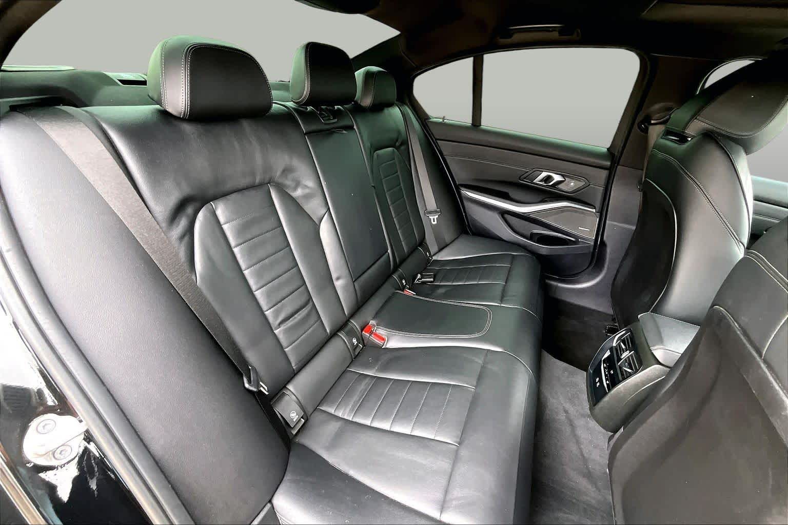 2024 BMW M340i photo 19 of 36