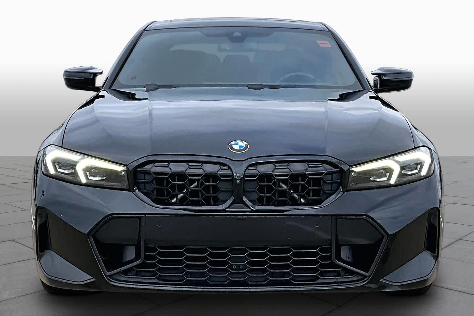 2024 BMW M340i photo 4 of 36