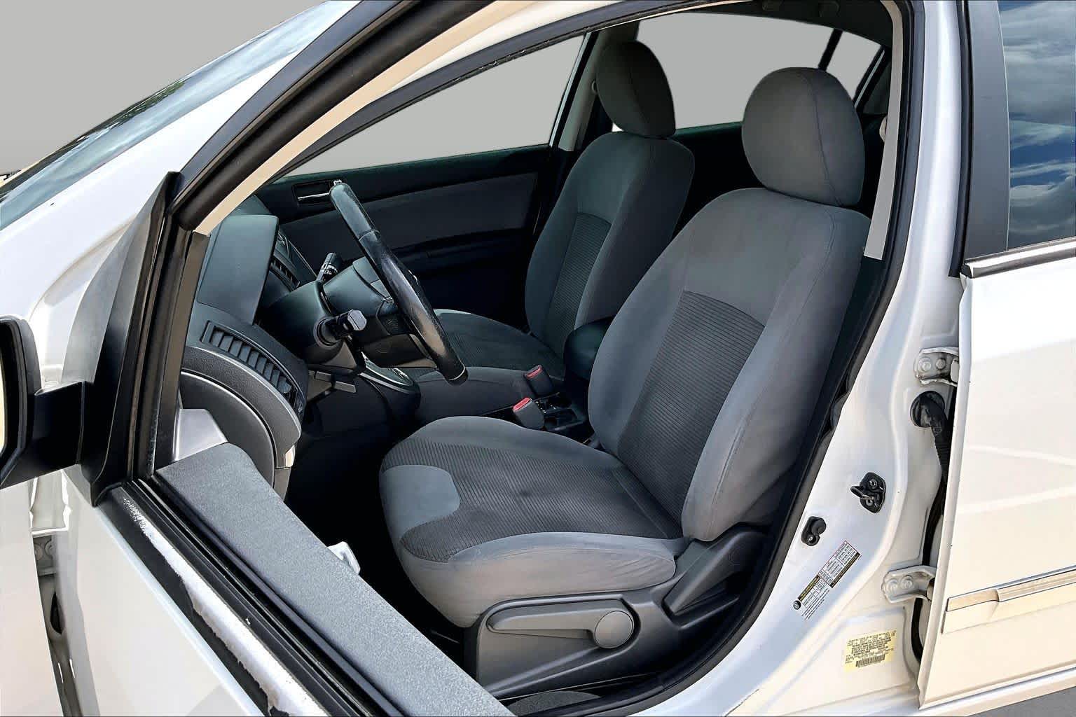 2012 Nissan Sentra photo 5 of 31