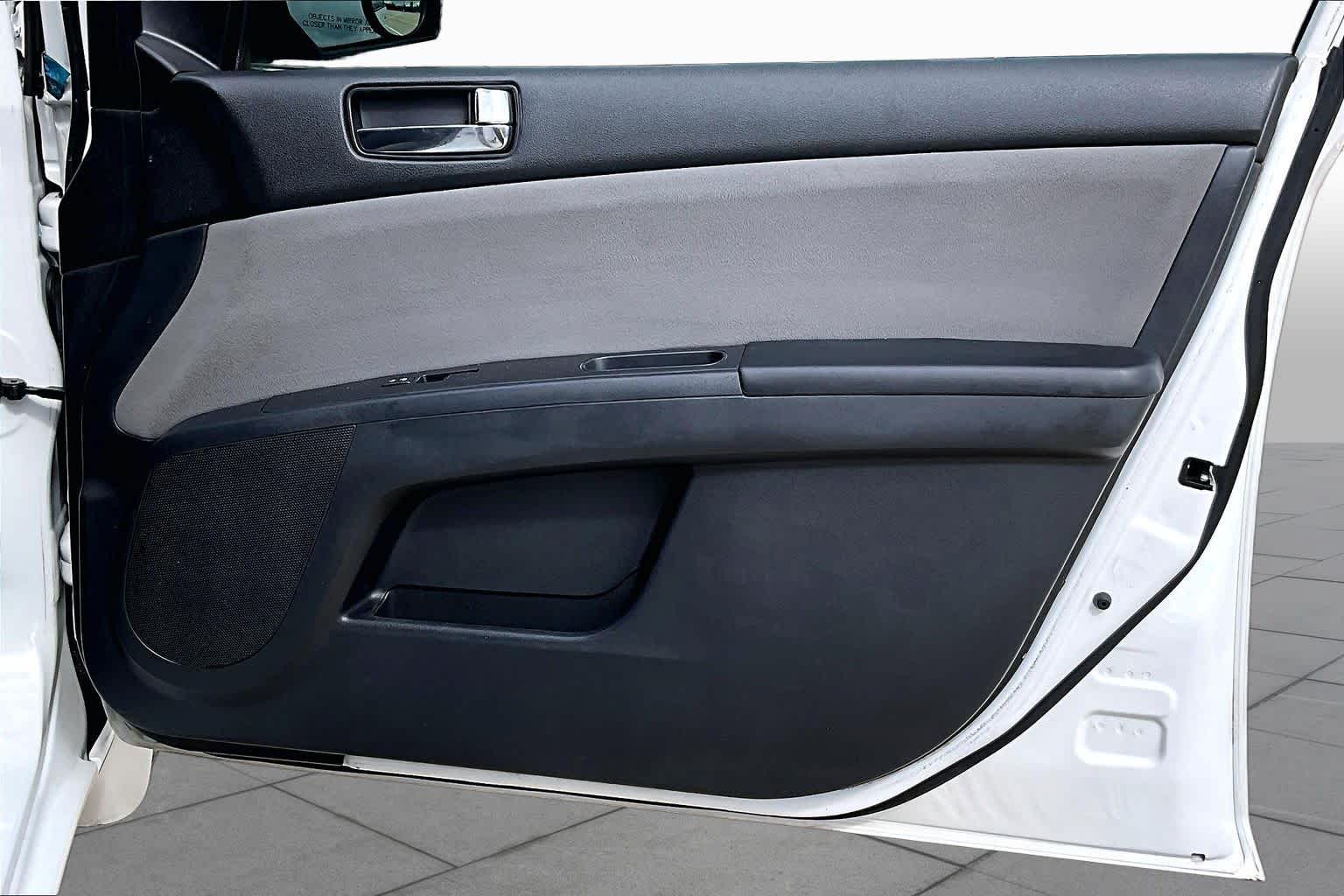 2012 Nissan Sentra photo 19 of 31