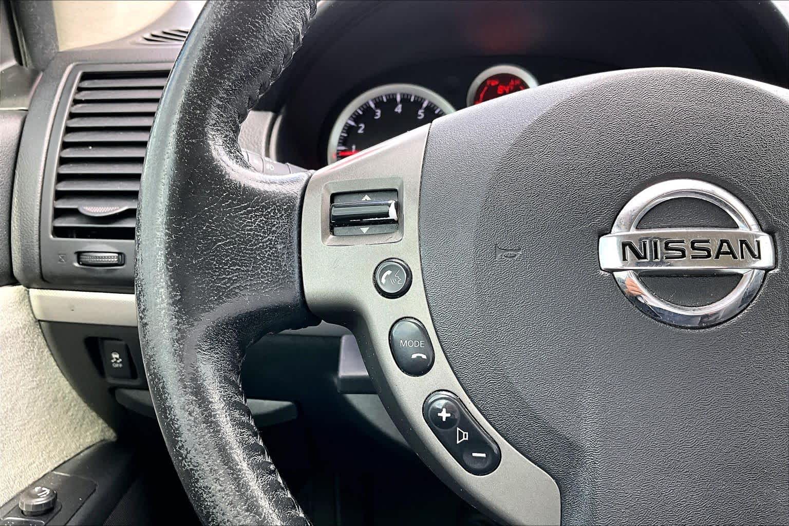2012 Nissan Sentra photo 20 of 31