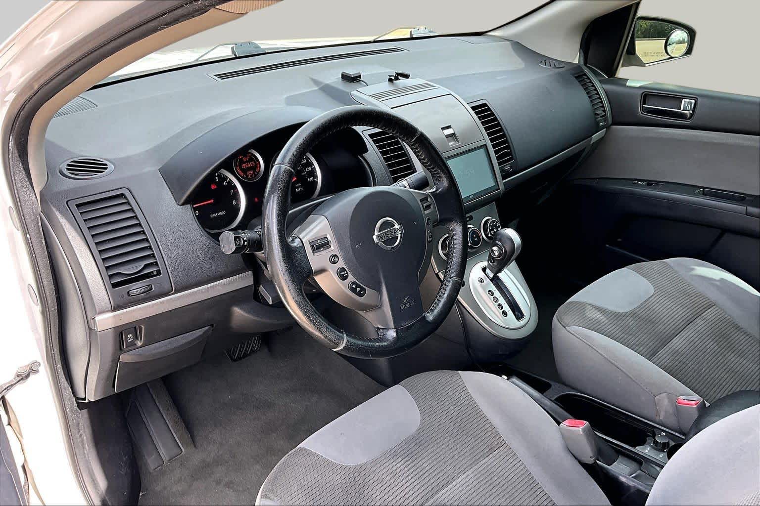 2012 Nissan Sentra photo 14 of 31