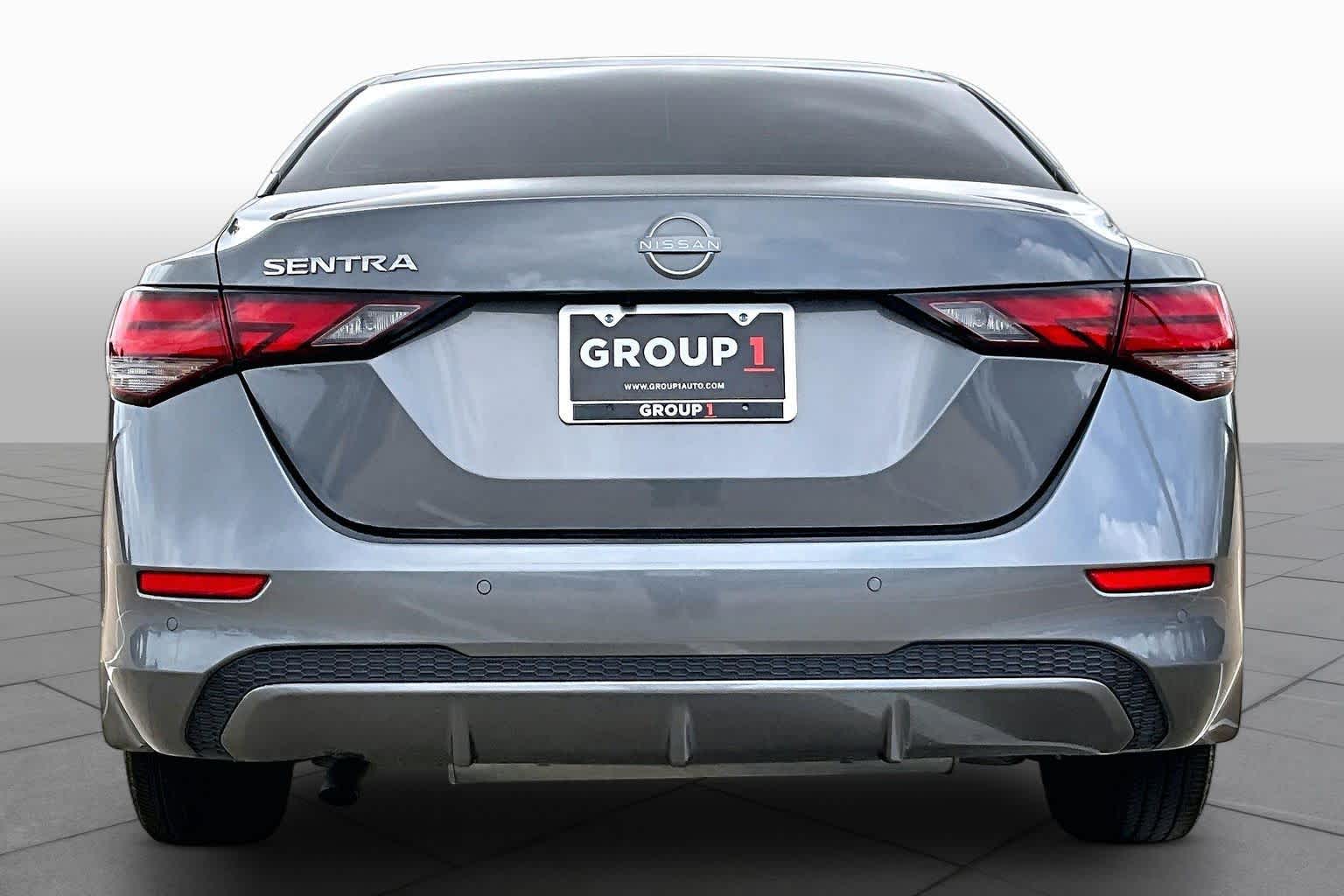 2025 Nissan Sentra photo 5 of 35