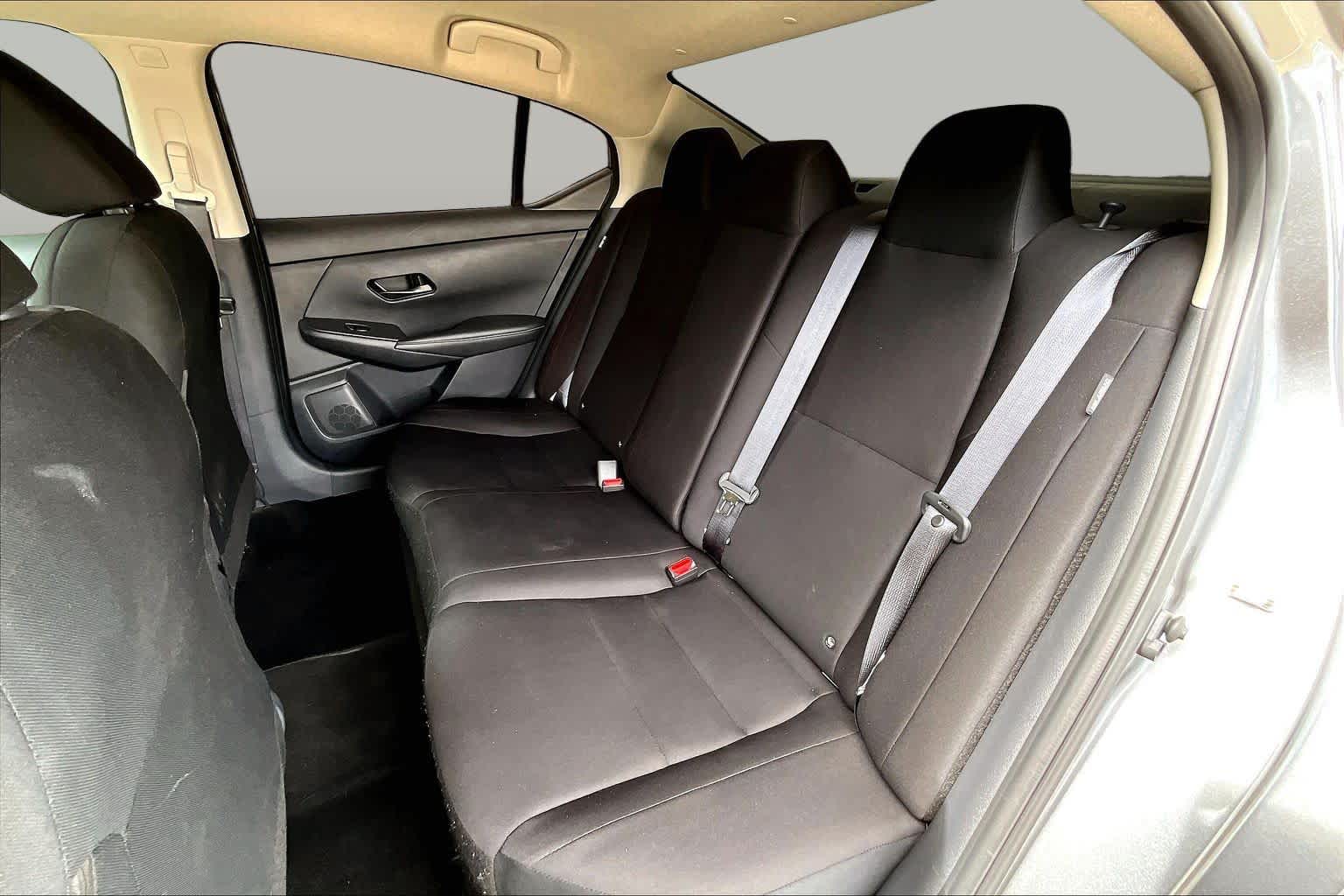 2025 Nissan Sentra photo 20 of 35