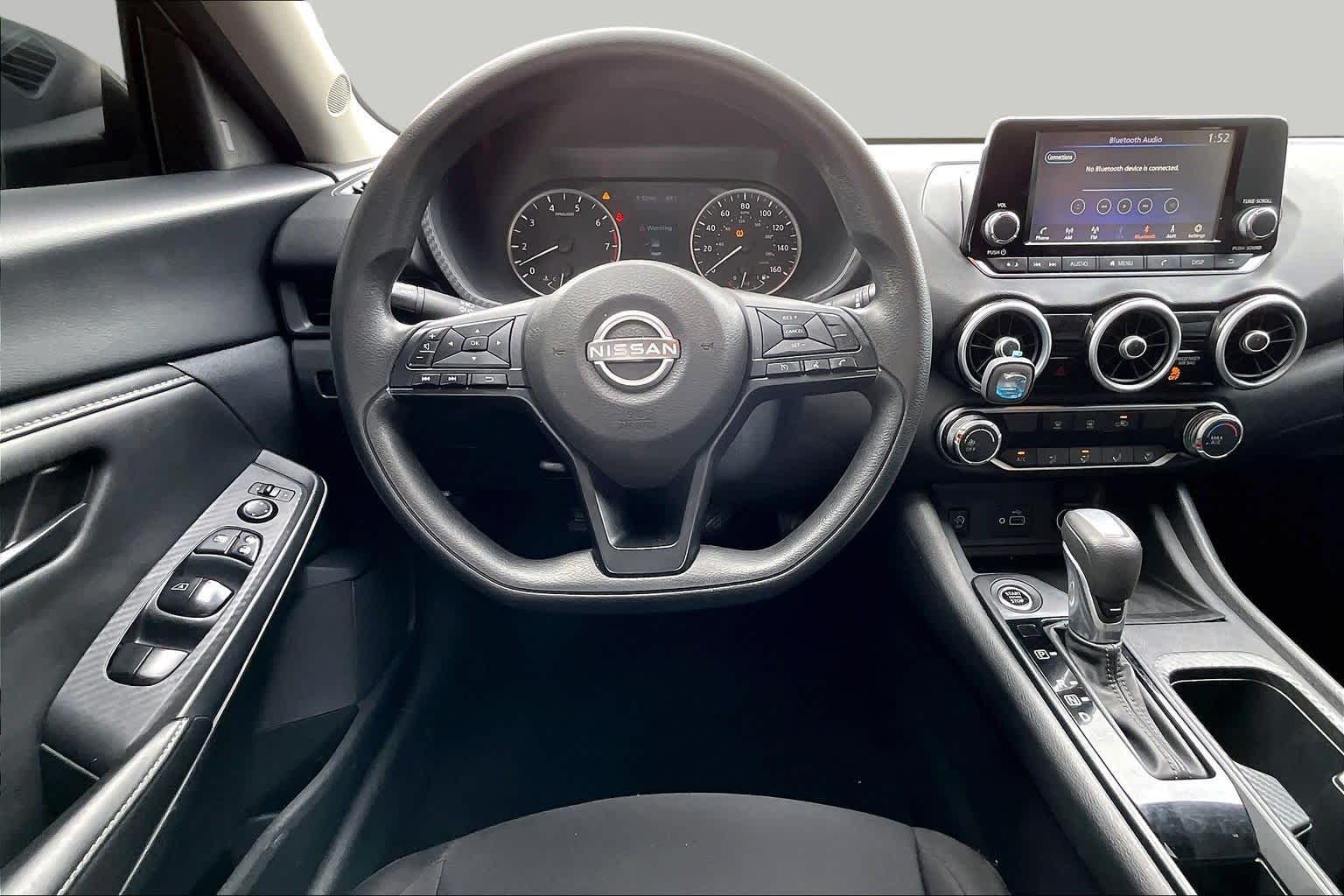 2025 Nissan Sentra photo 6 of 35