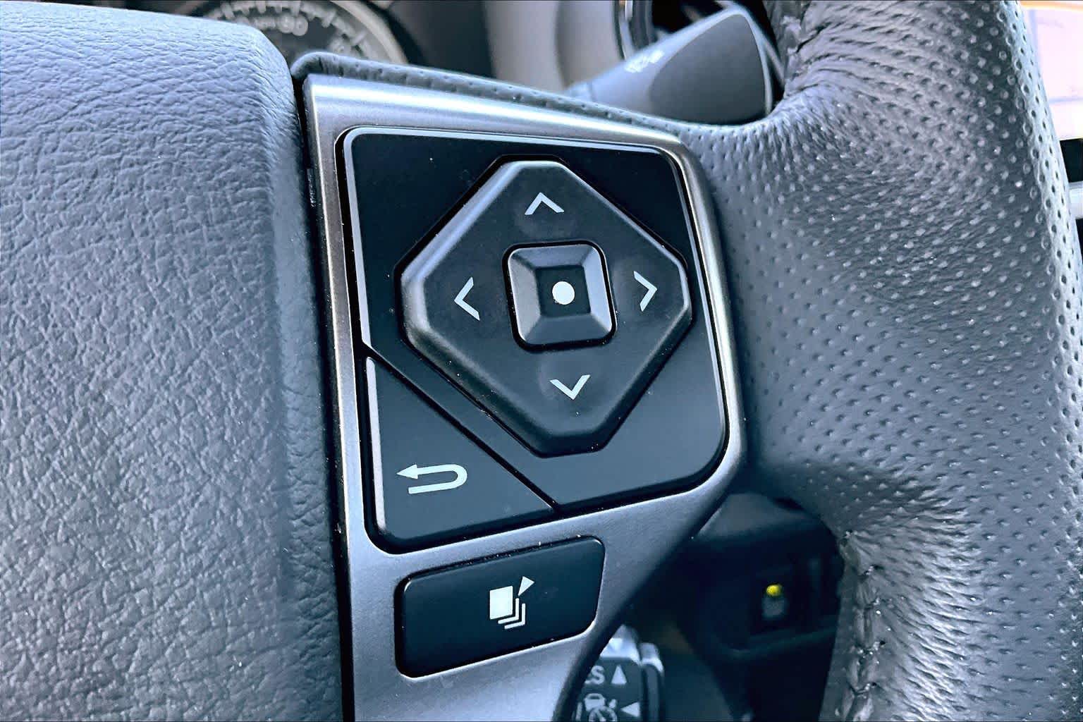 2023 Toyota Tacoma Limited Wind Chill Pearl at Beck & Masten Kia