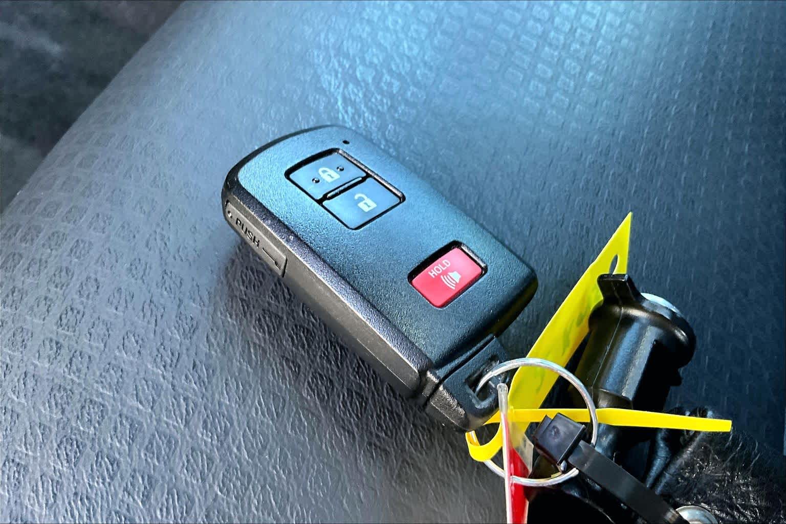 2023 Toyota Tacoma Limited Wind Chill Pearl at Beck & Masten Kia