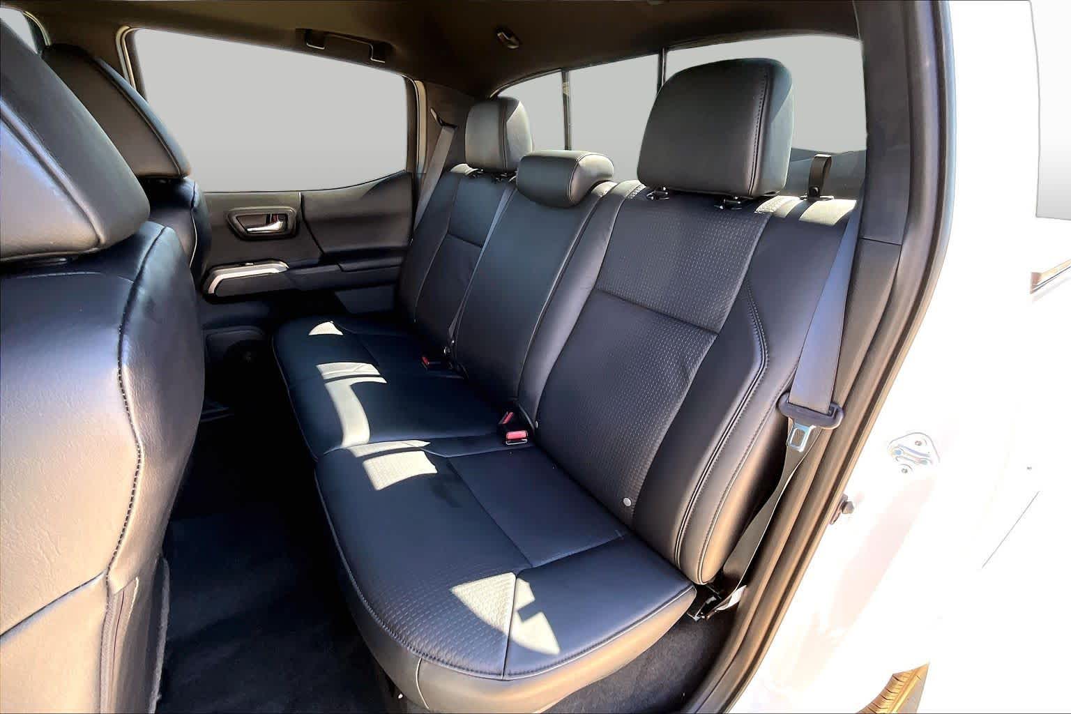 2023 Toyota Tacoma Limited Wind Chill Pearl at Beck & Masten Kia